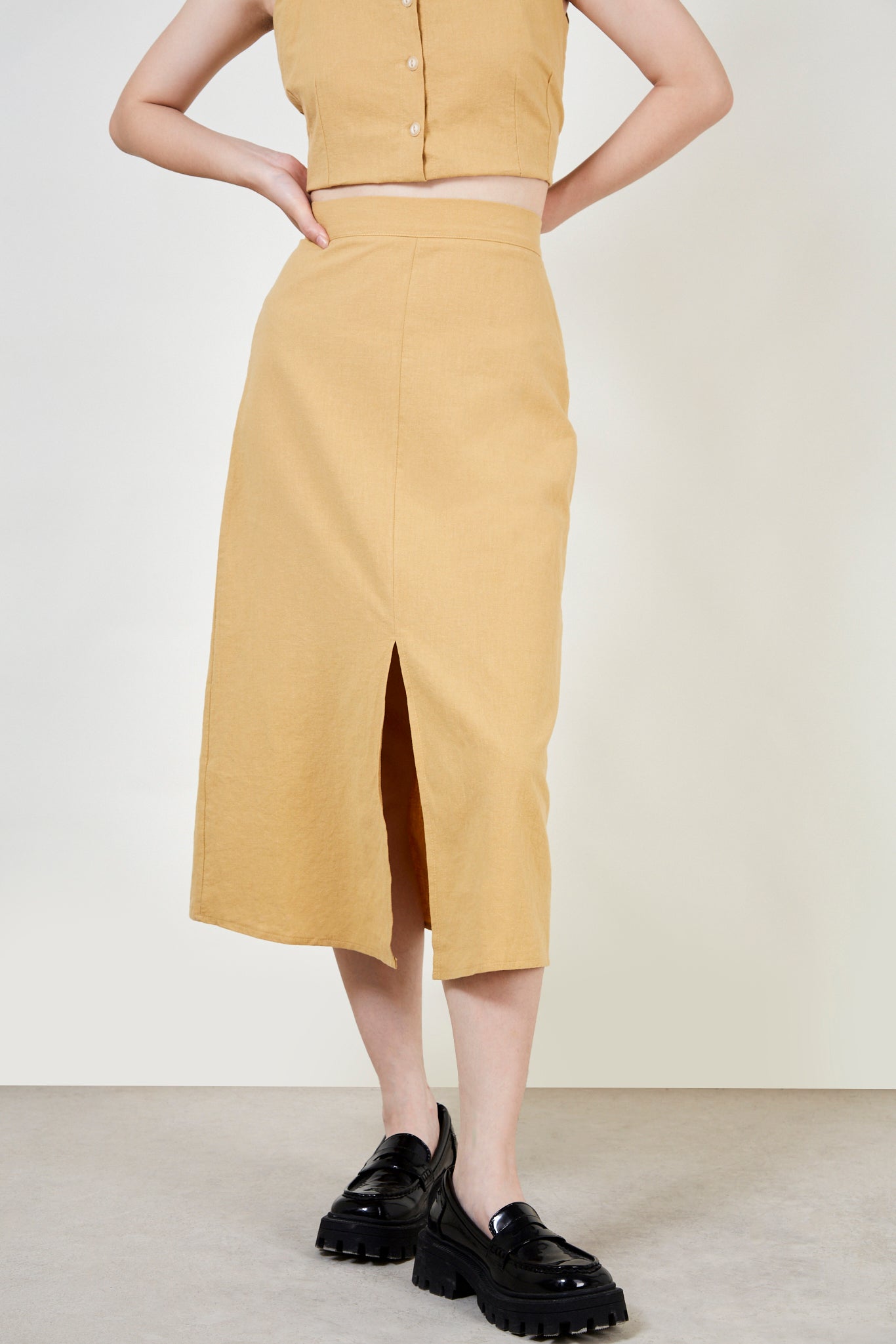 Mustard slit front skirt_1