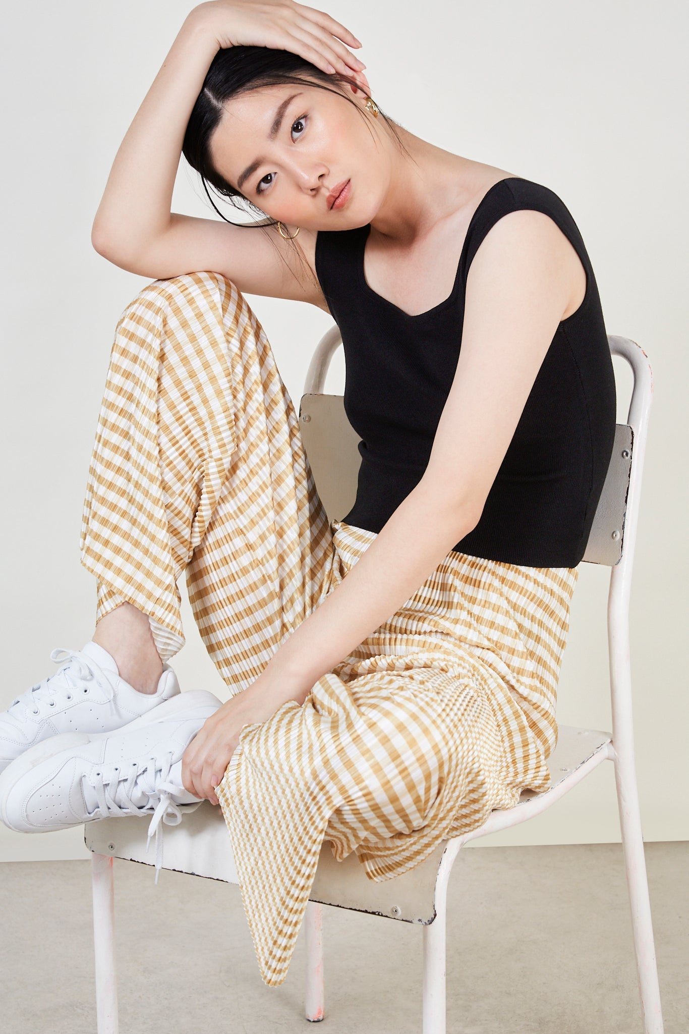 Yellow gingham side slit trousers_2