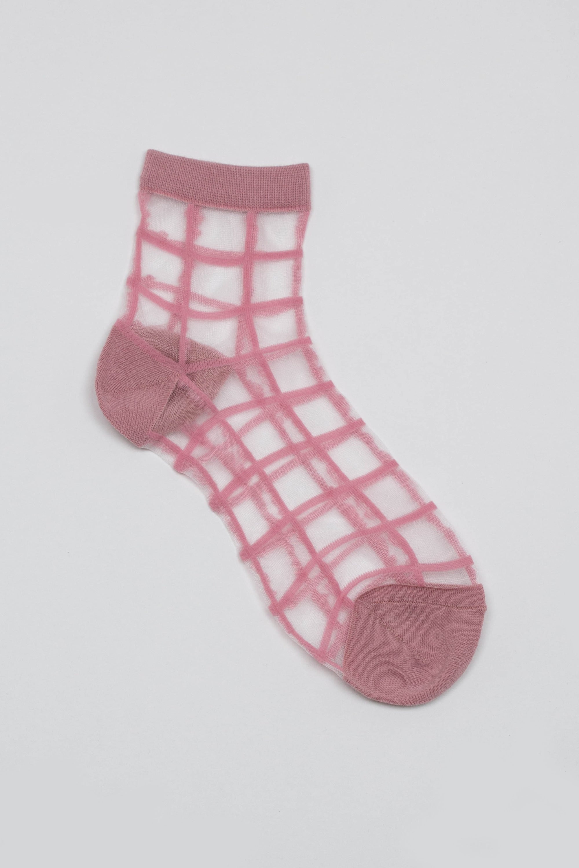 Pale pink sheer grid socks_3