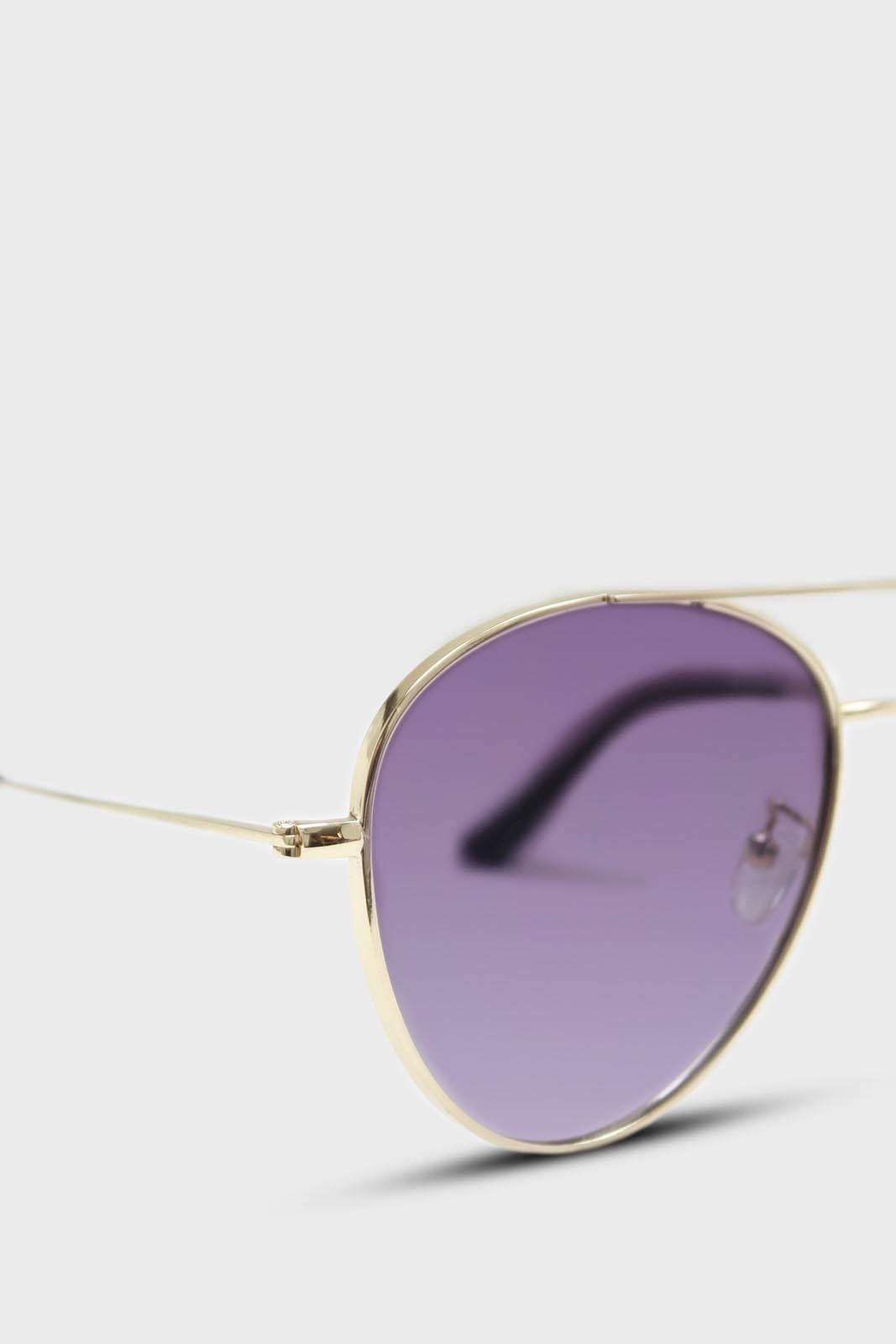 Gold frame black lens classic aviator sunglasses_4