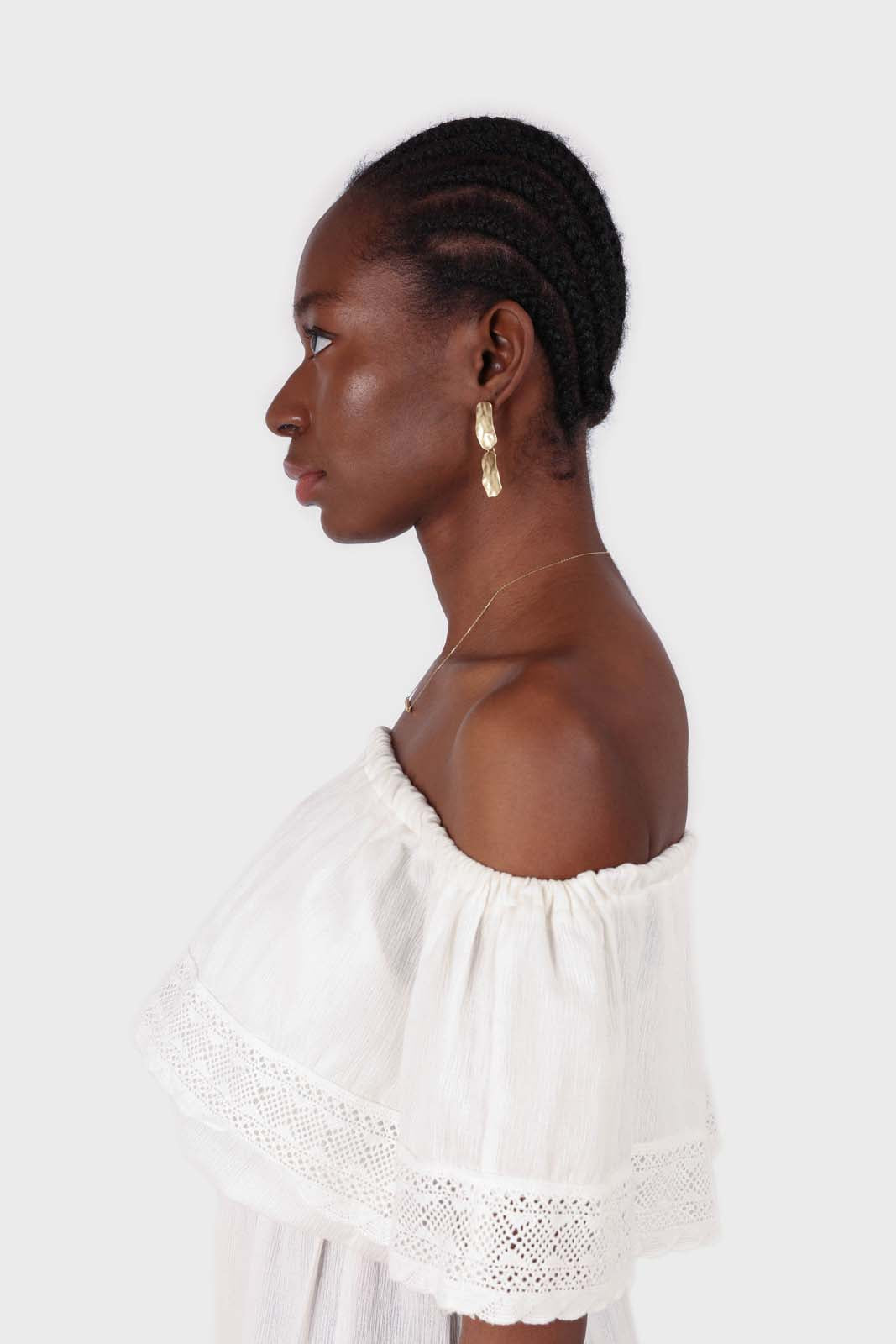 Ivory ruffle off shoulder jumpsuit_6