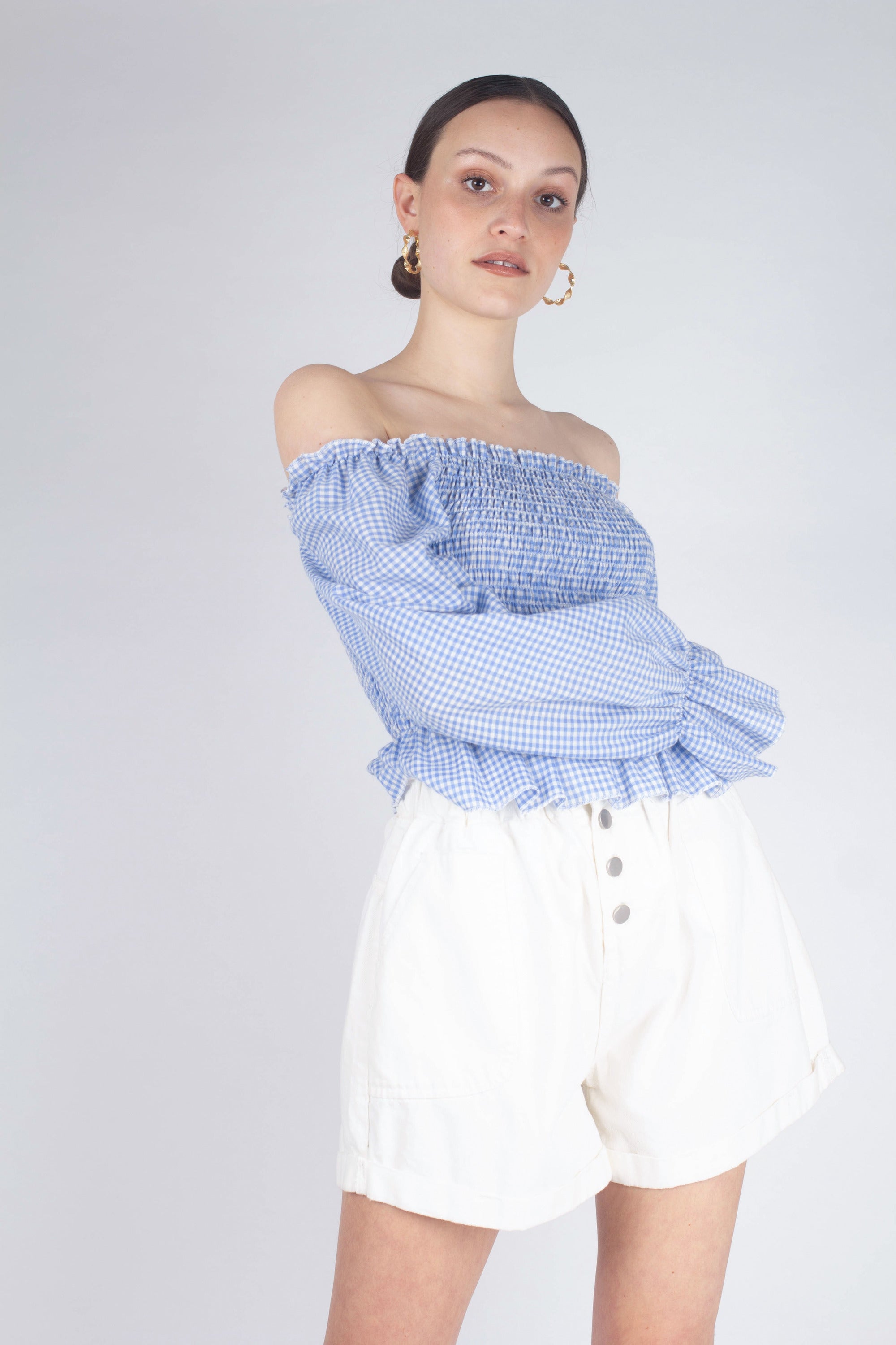 White button up ruched waist shorts_1