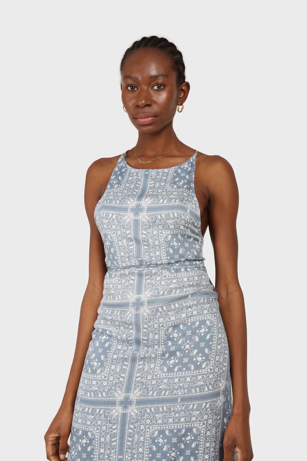 Blue and white graphic print strappy maxi dress_4