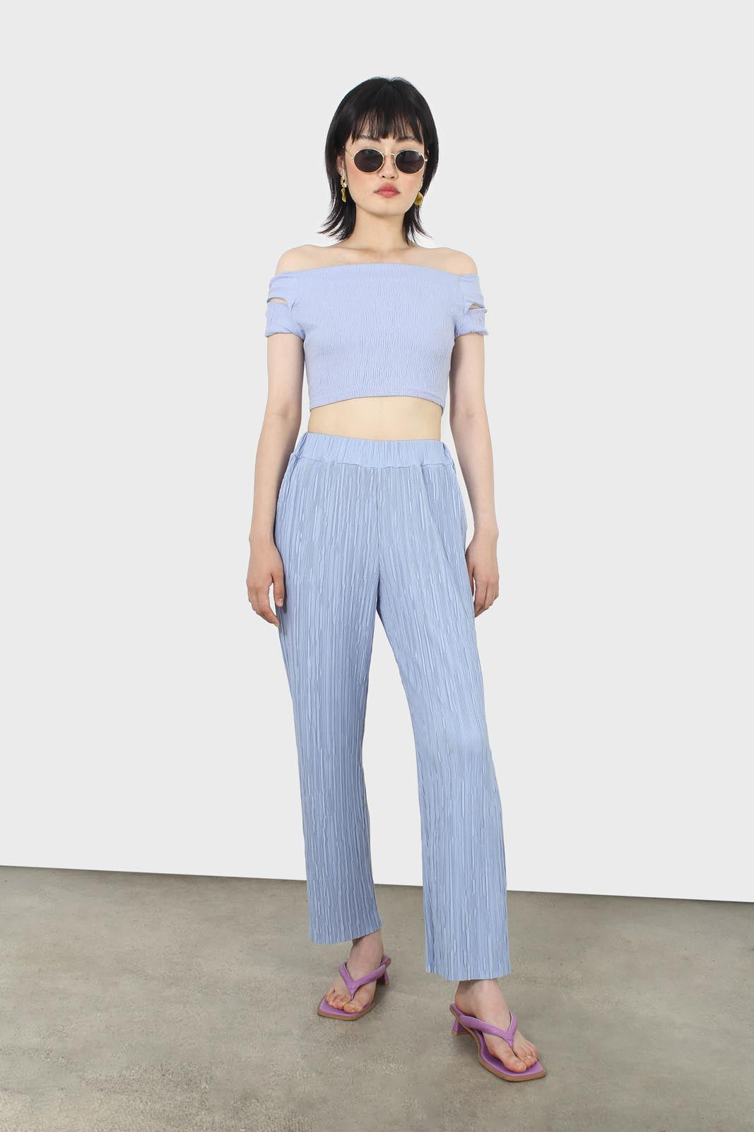 Sky blue off shoulder cropped tee_2