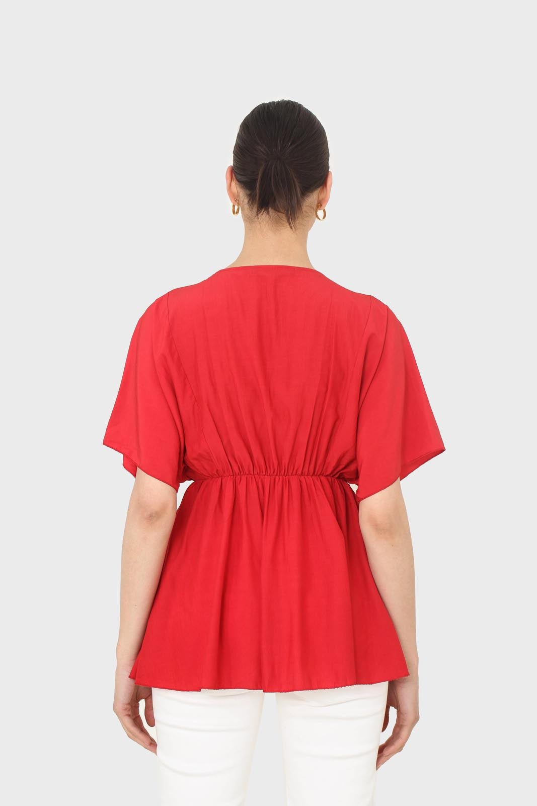 Bright red V-neck wrinkled blouse_2