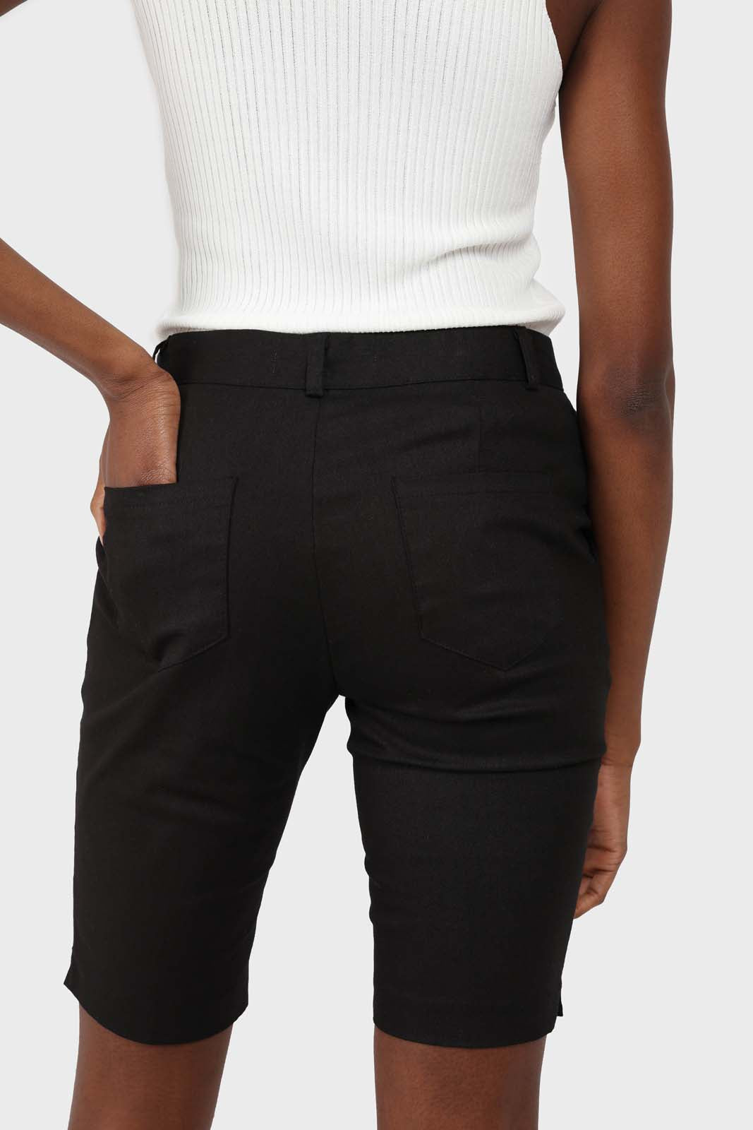 Black side pocket fitted shorts_2