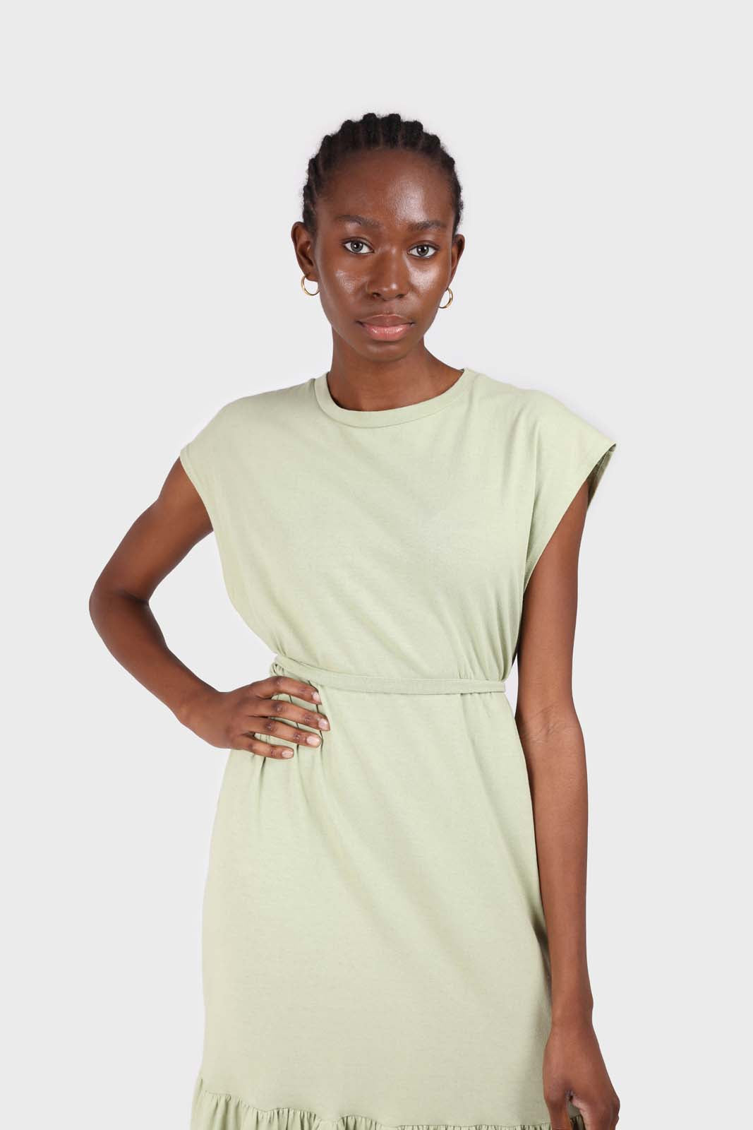 Mint large ruffle hem belted dress_3