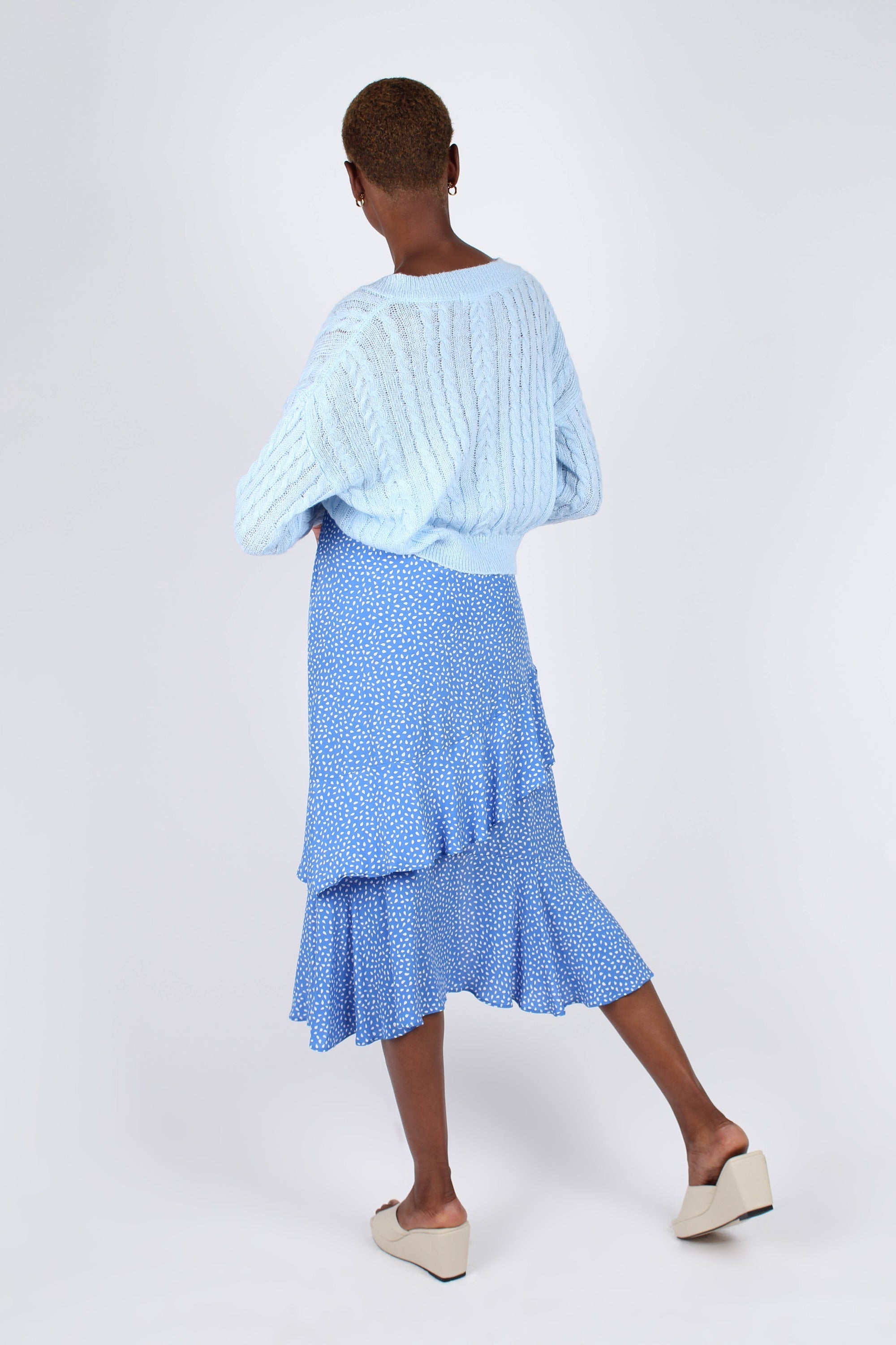 Blue and white dots tiered ruffle midi skirt_3