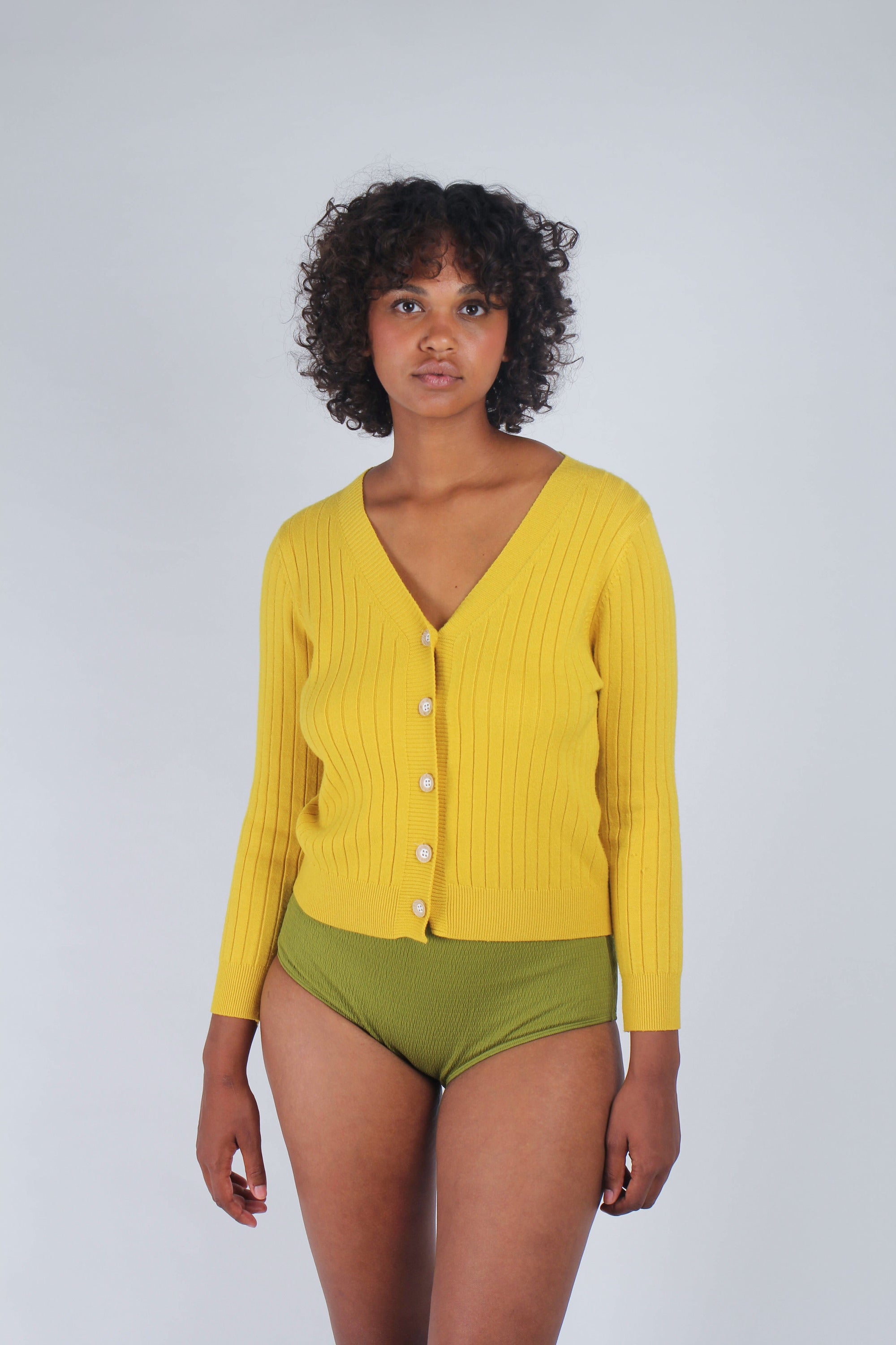 Mustard large ribbed button up short cardigan_3