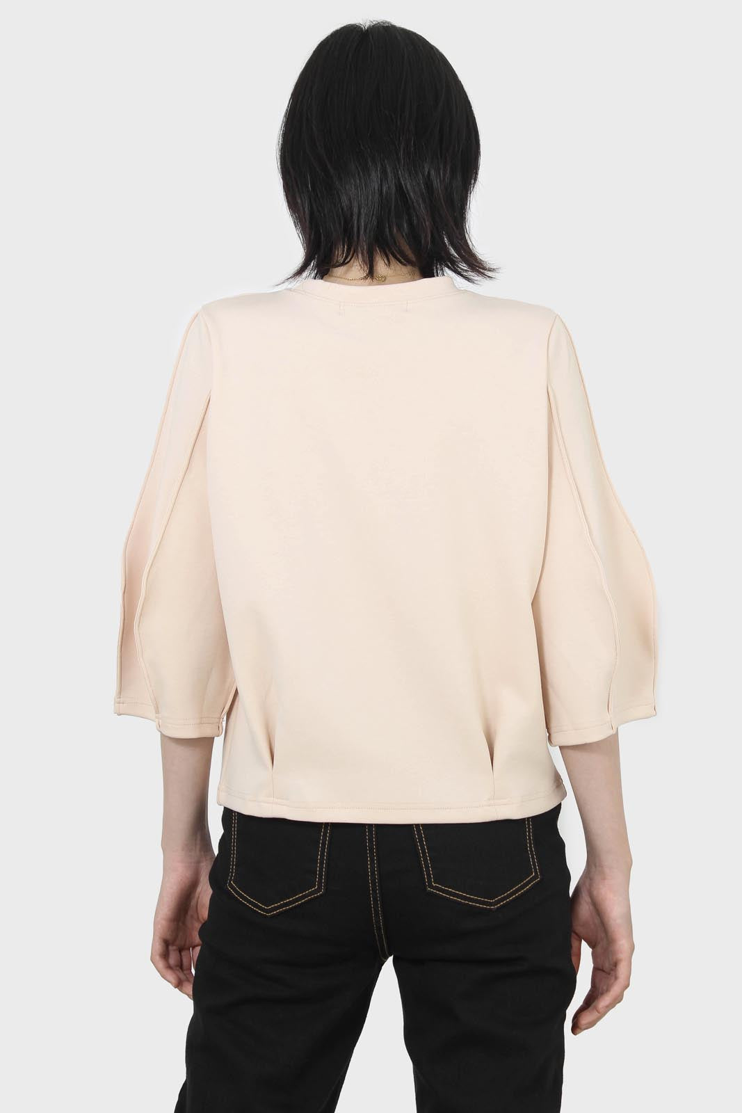 Beige sharp seamed 3/4 sleeve top_4