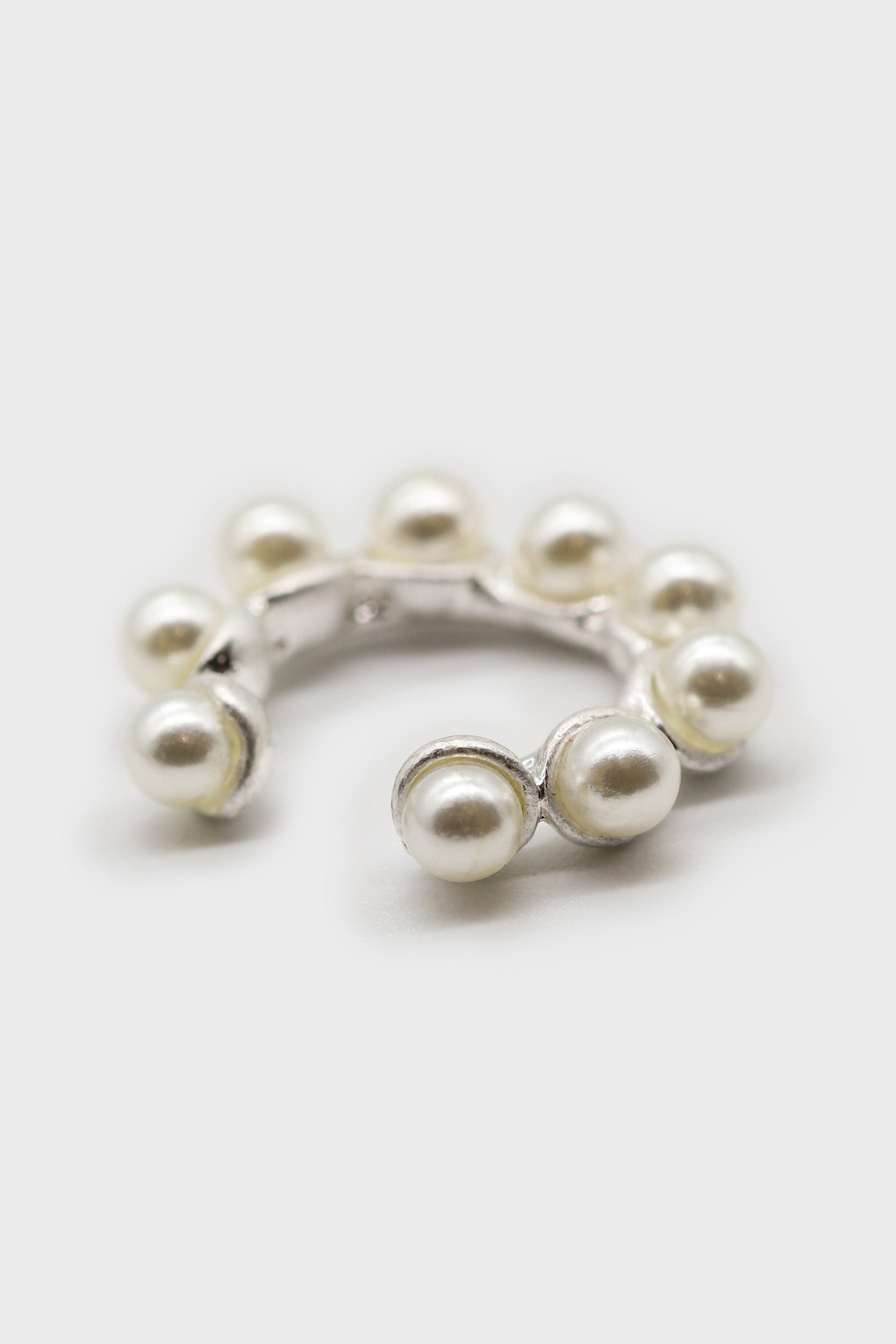 Silver pearl ear cuff_1