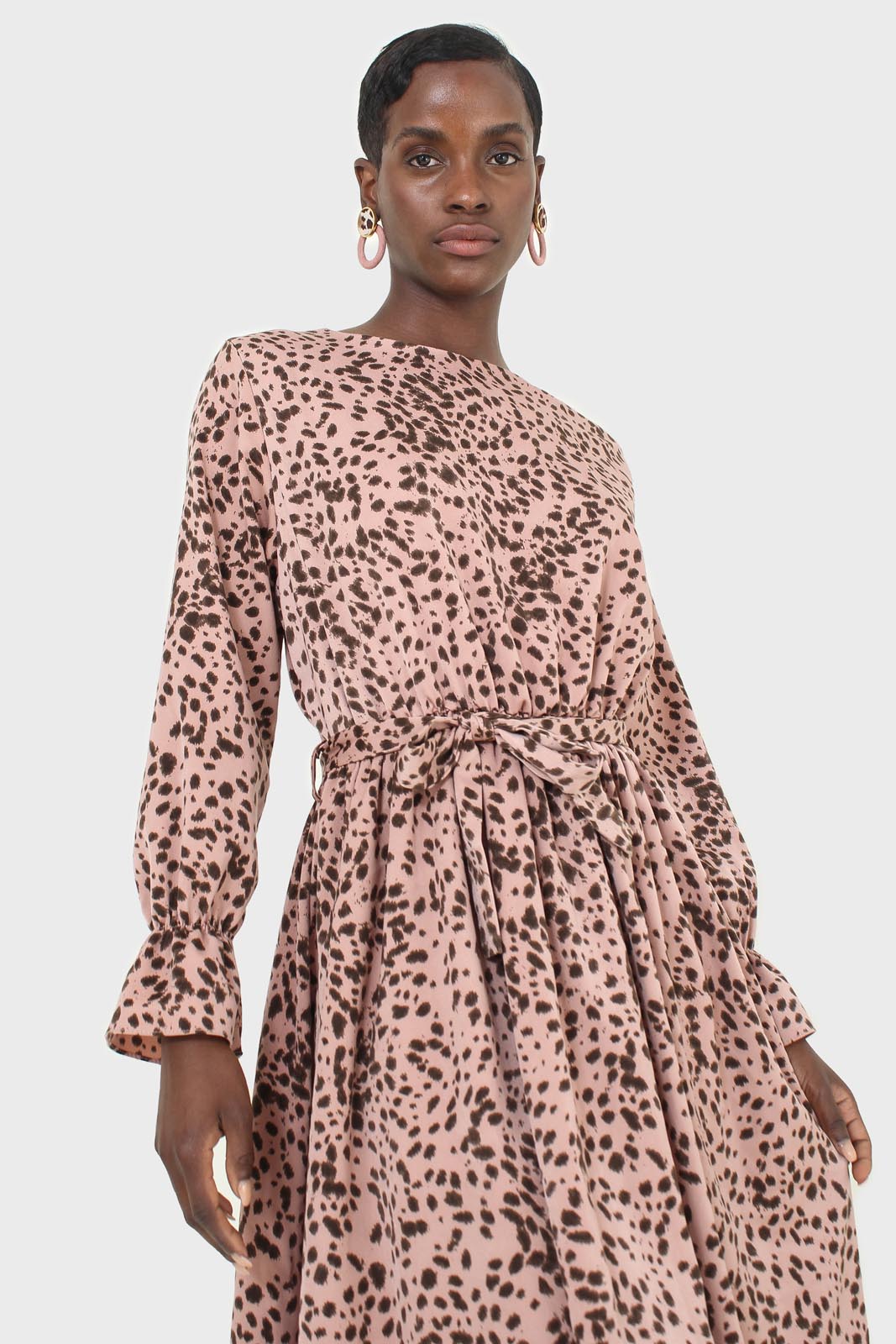 Pink and leopard belted midi dress_10