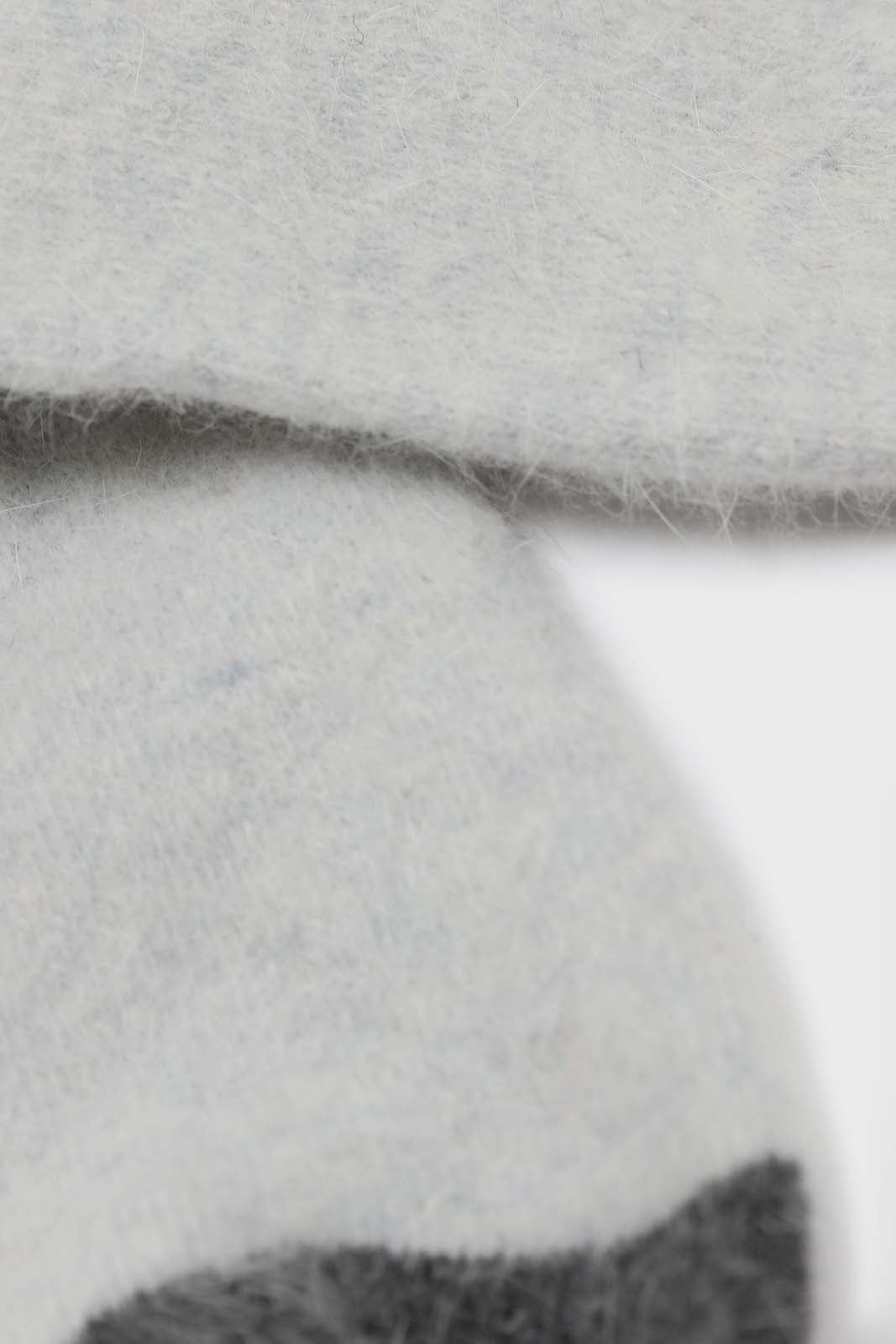 Ivory and charcoal furry color block angora socks_8