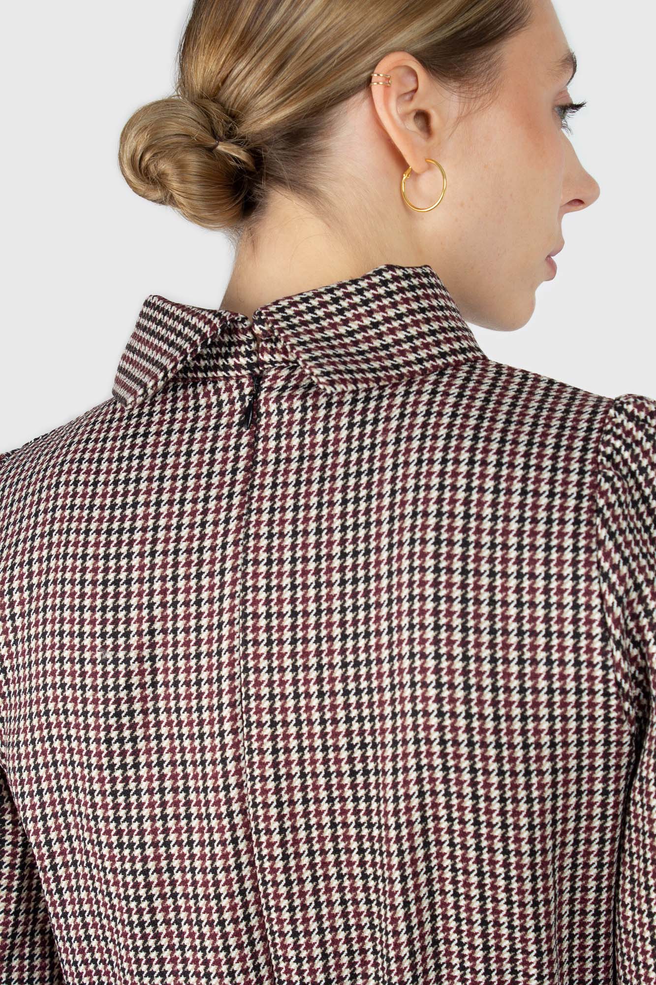 Black and burgundy houndstooth wool belted dress_6