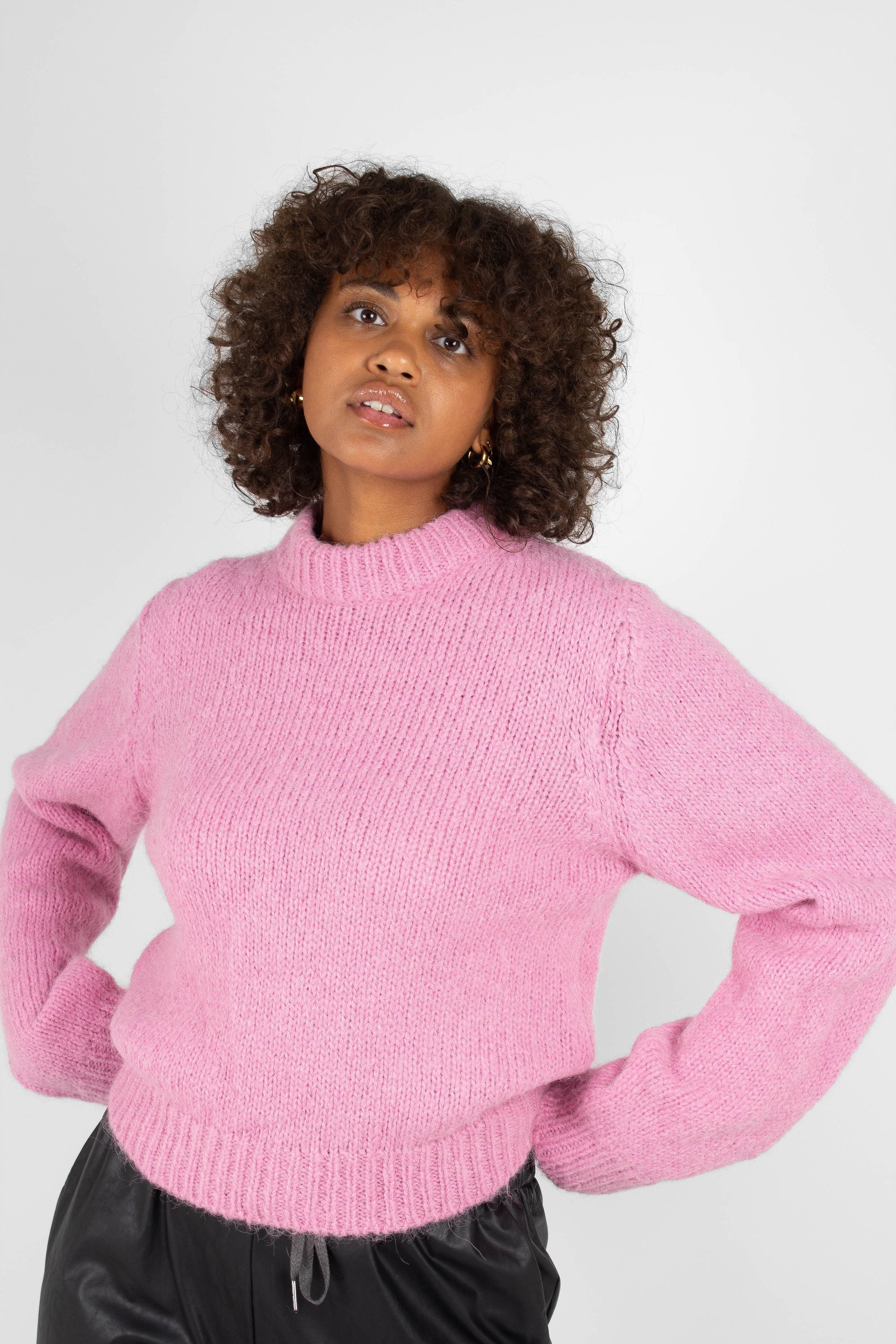 Bright pink high crew neck alpaca jumper_5