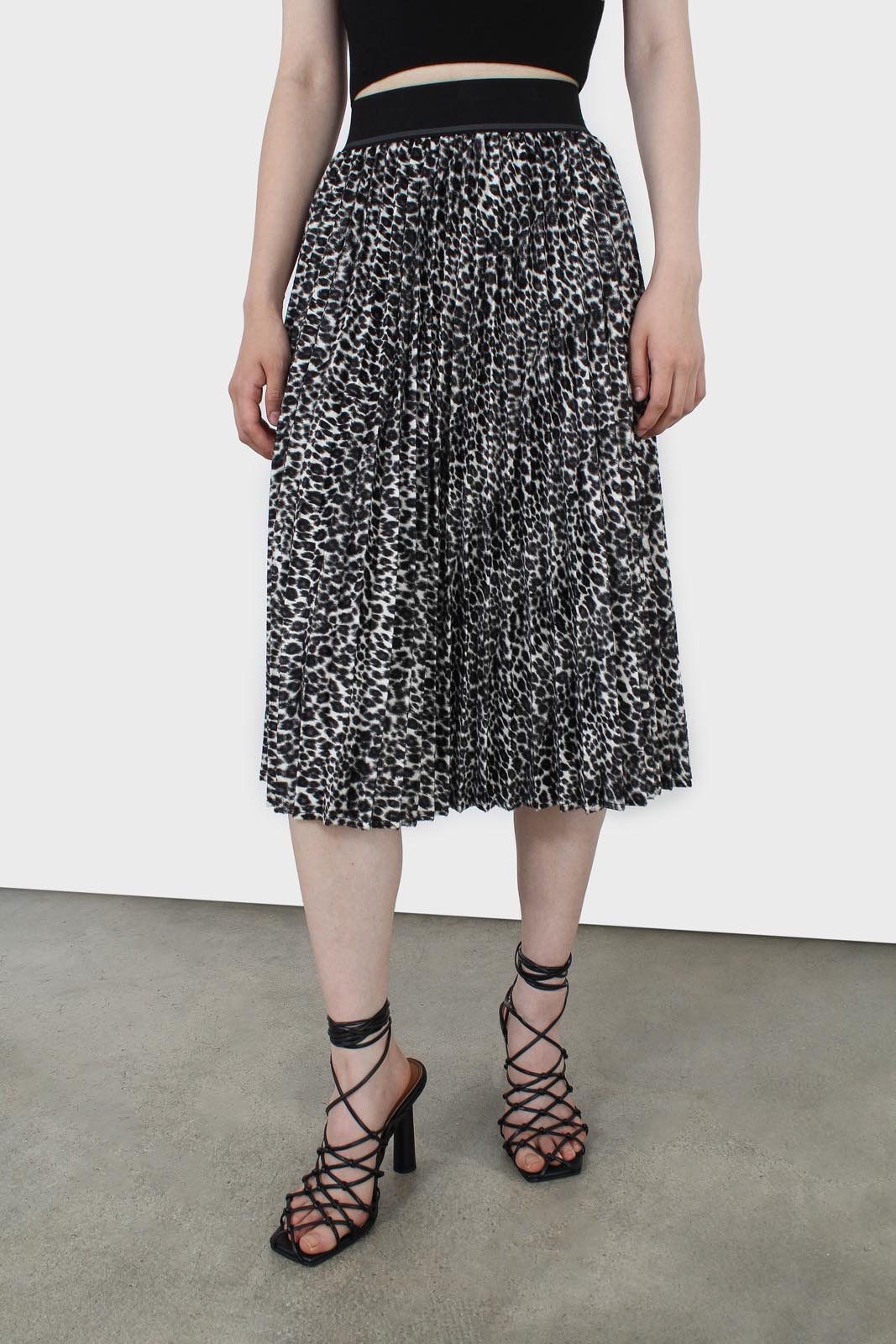 Ivory and black leopard velvet pleated skirt_4