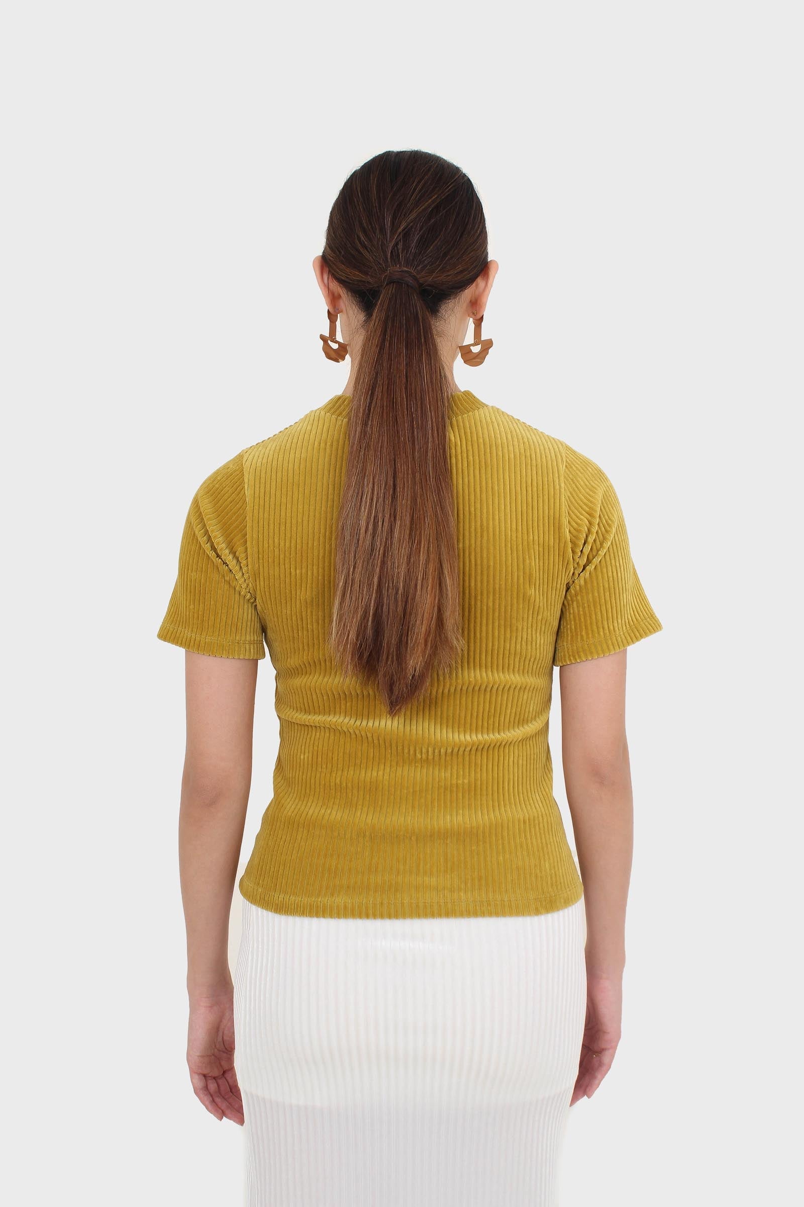 Mustard ribbed velvet mock neck tee_2