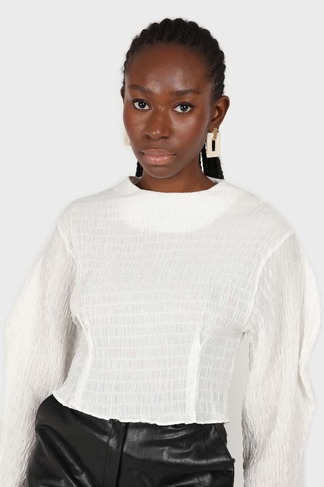 White smocked puff long sleeved top_1