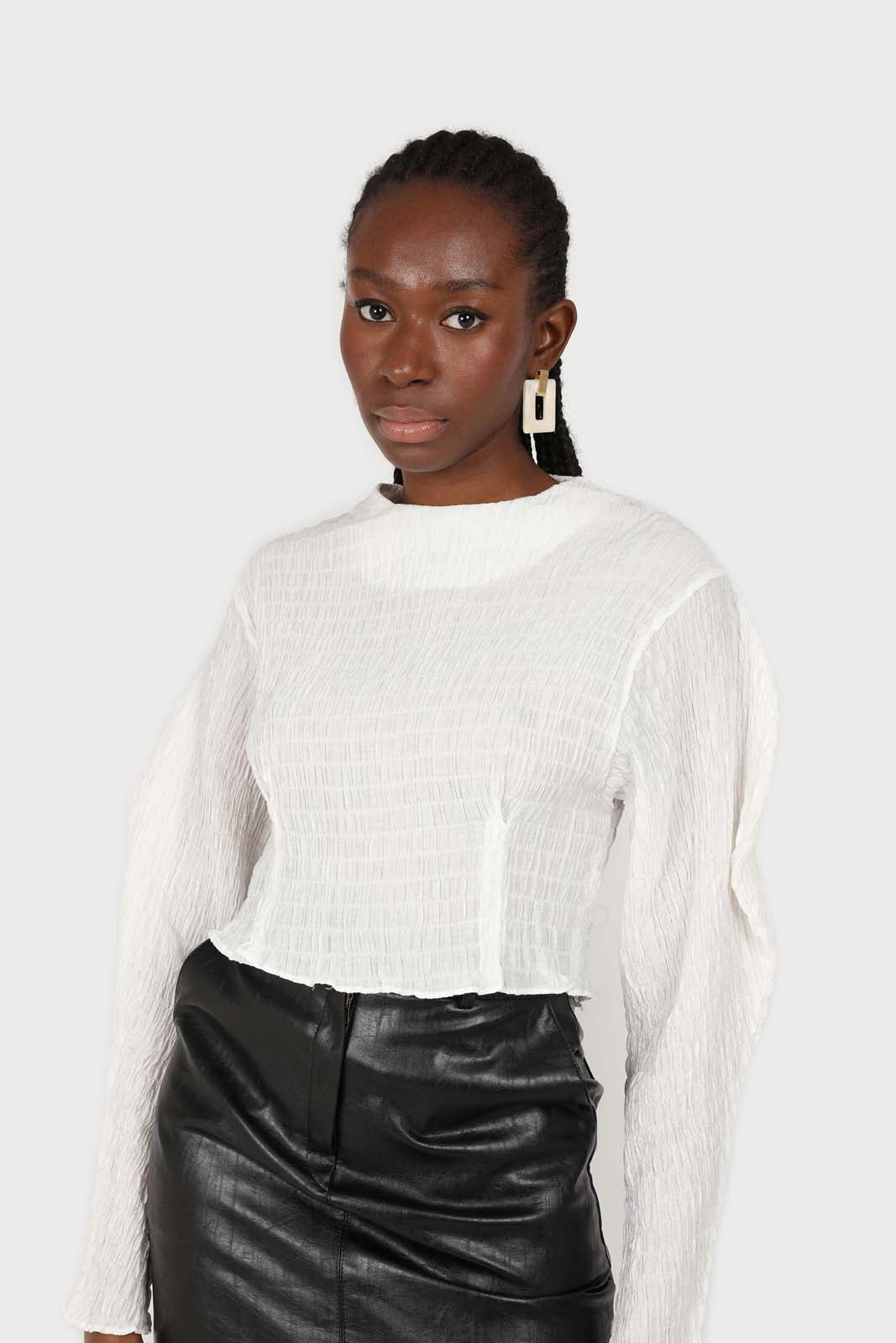 White smocked puff long sleeved top_4