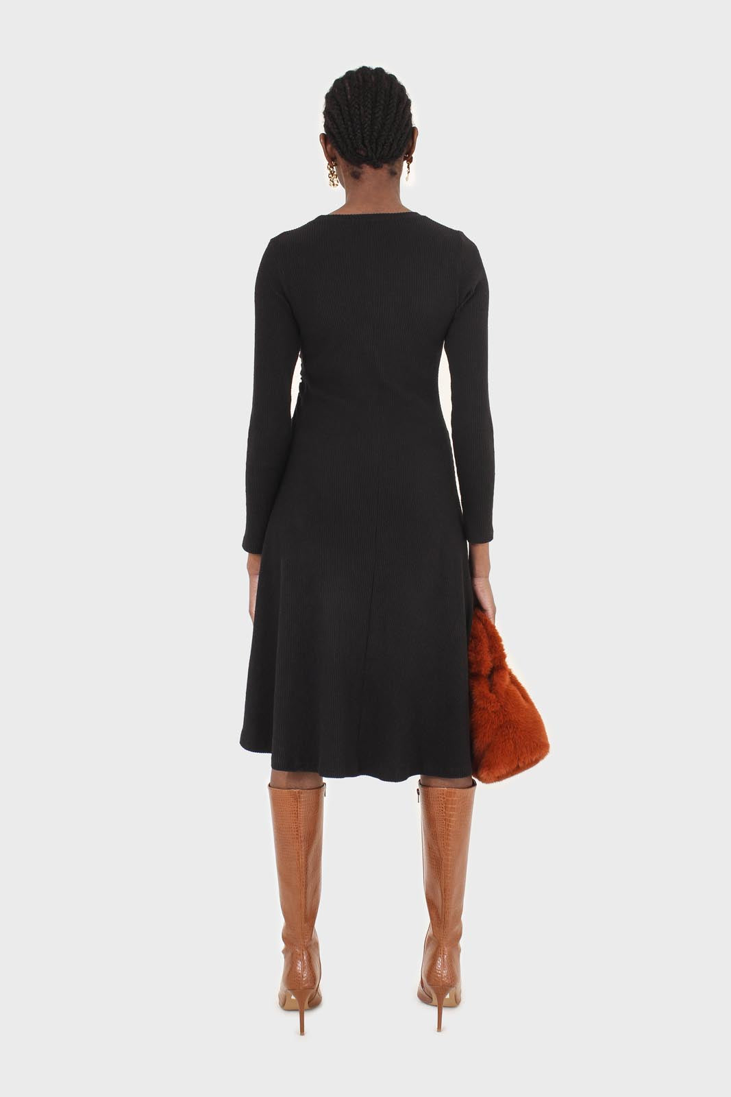 Black long sleeved ruched tie midi dress_4