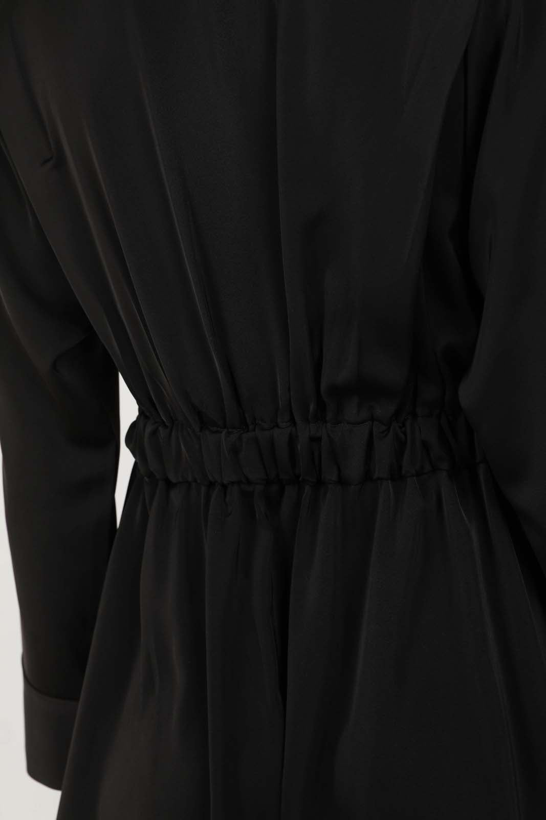 Black V-neck satin asymmetric hem midi dress_13