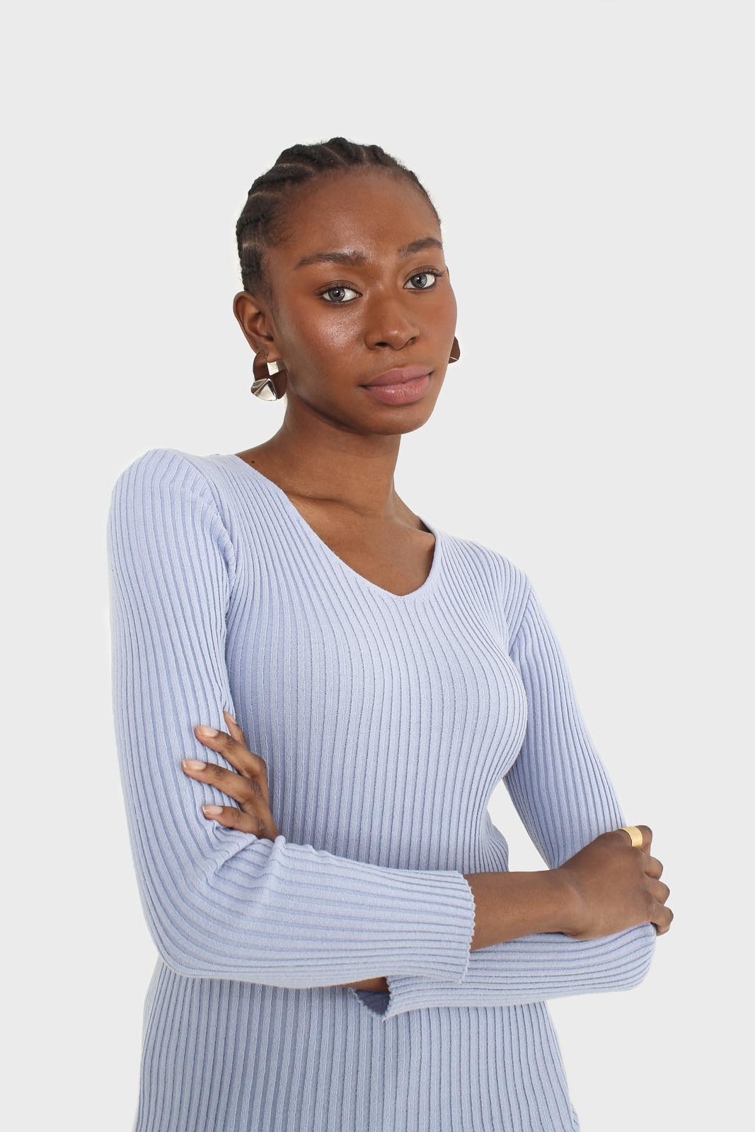 Light blue V-neck ribbed long sleeved knit_1