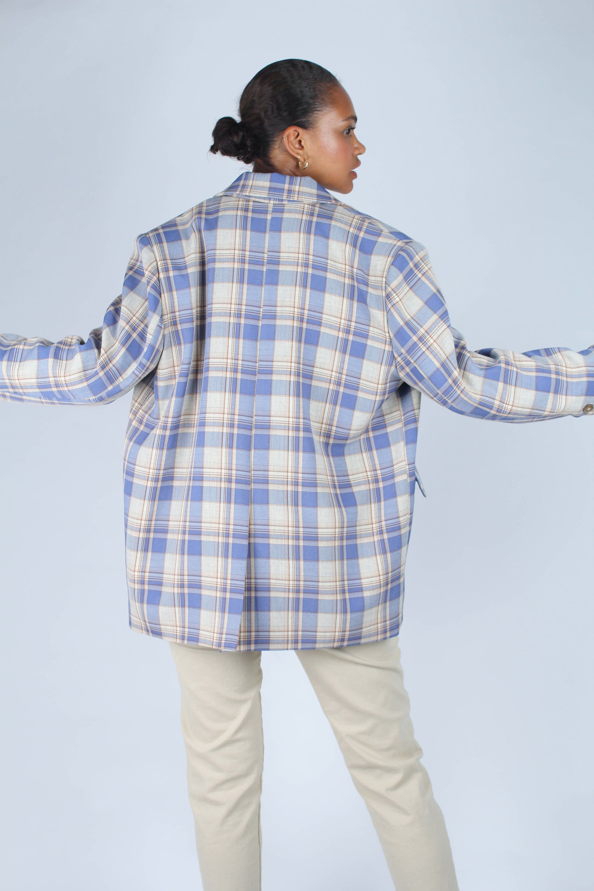 Blue and yellow checked oversized blazer_11