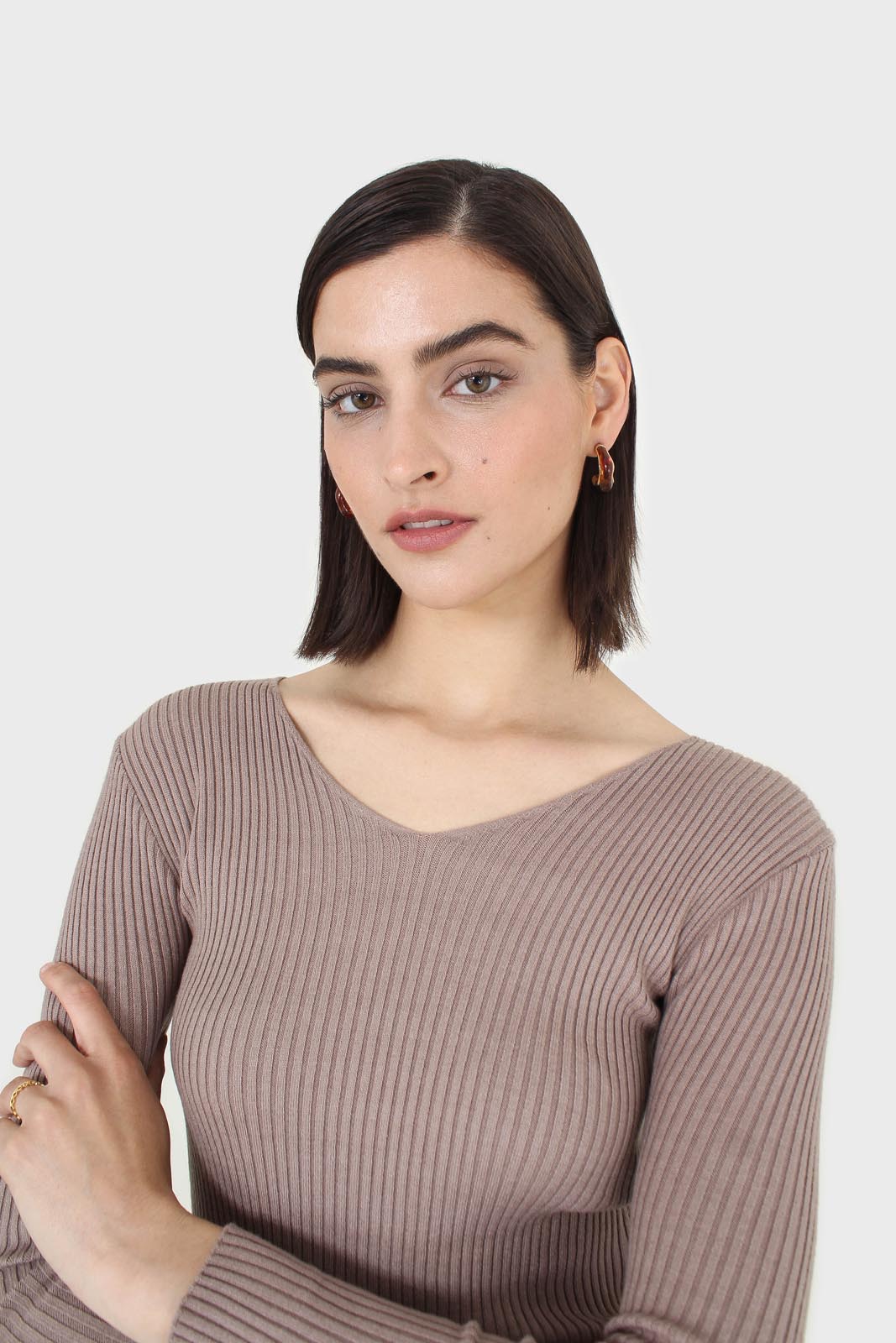 Cocoa V-neck ribbed long sleeved knit top_2