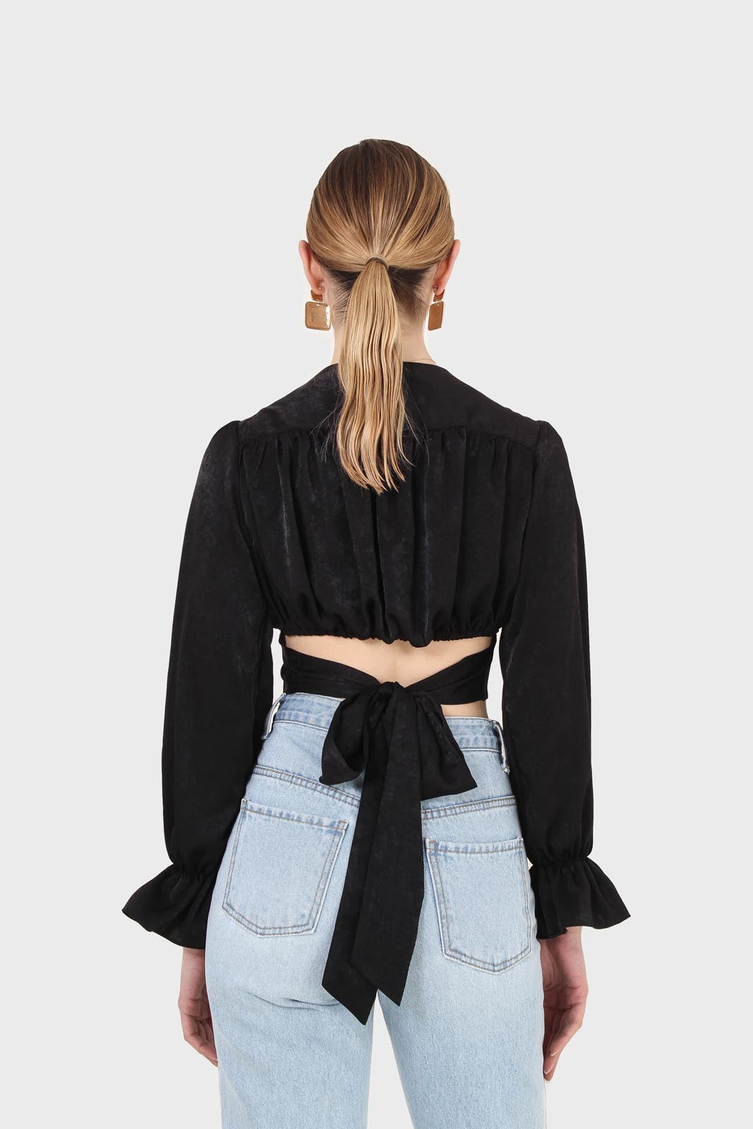 Black deep V tie back cropped long sleeve blouse_2