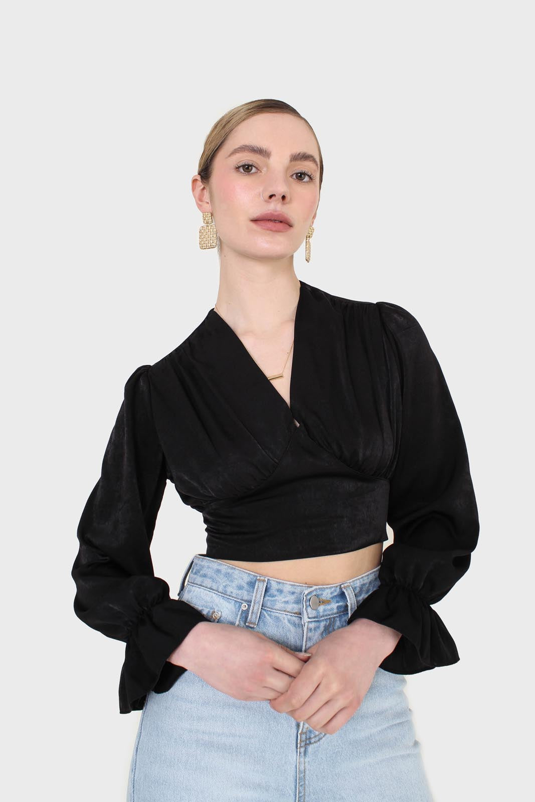 Black deep V tie back cropped long sleeve blouse_1