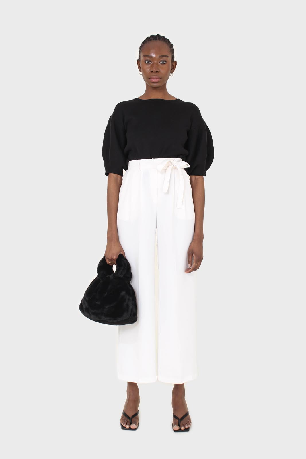 Black short balloon sleeved jumper_2