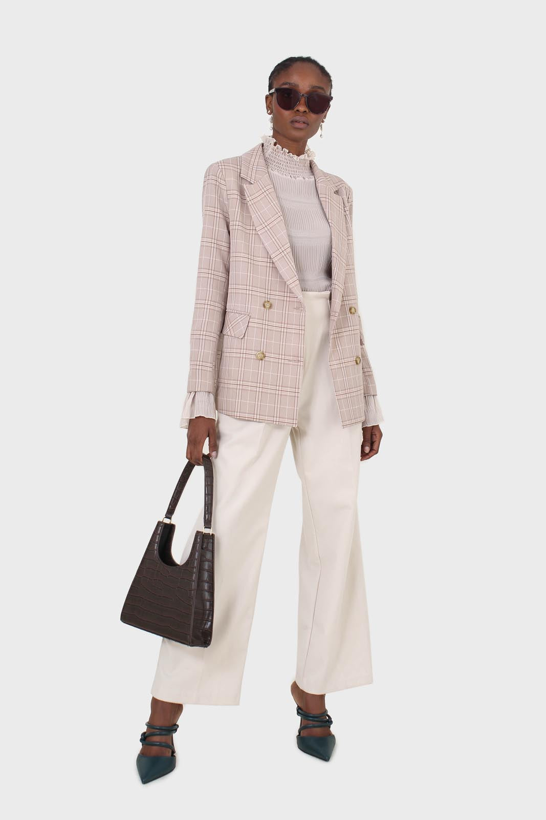 Beige and white checked blazer_3