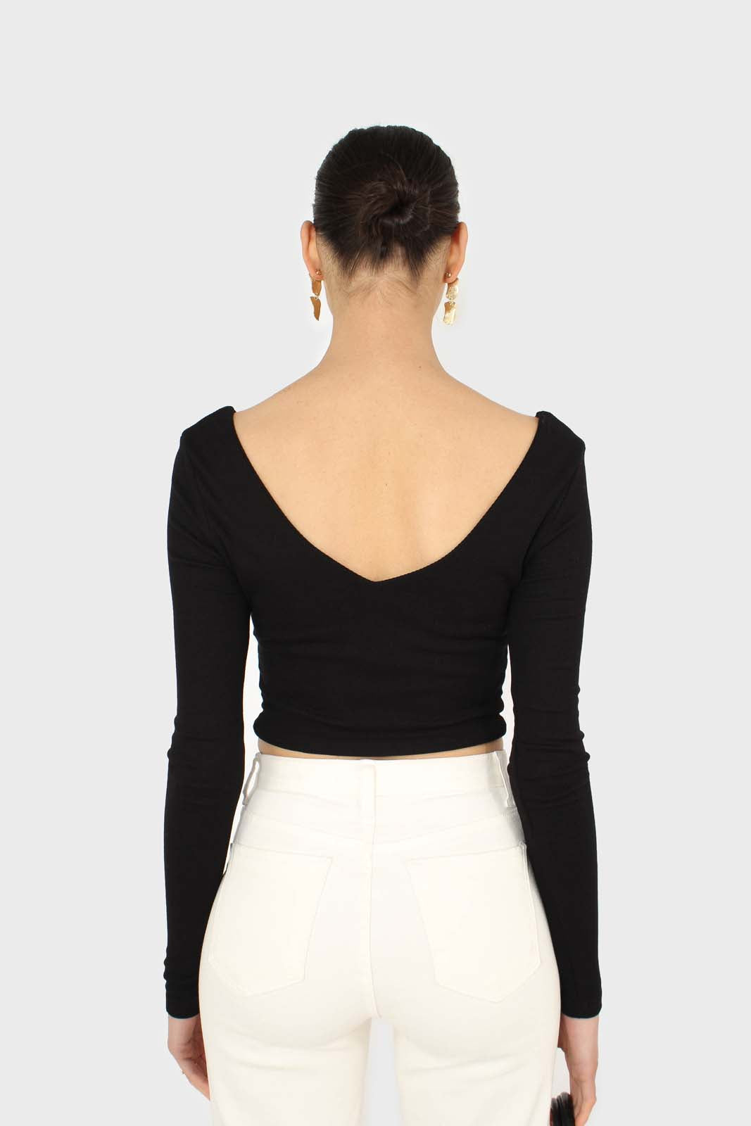 Black twist front long sleeve crop top_2