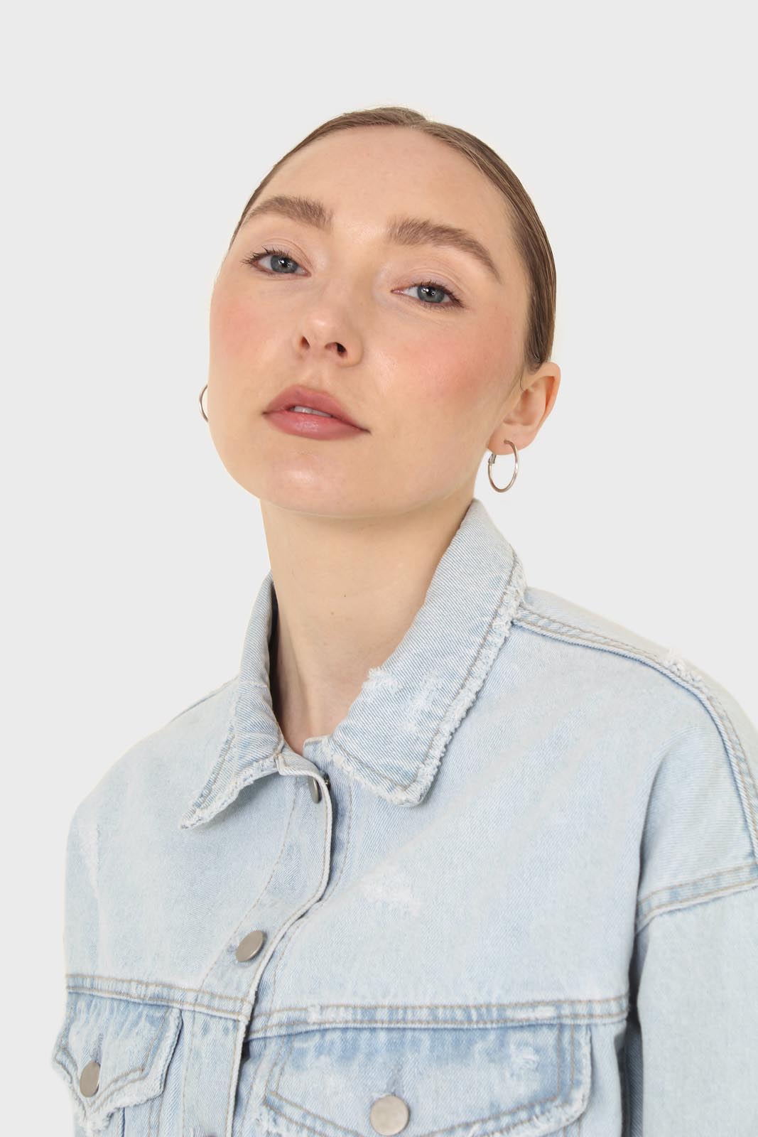 Blue cut hem crop denim jacket_4