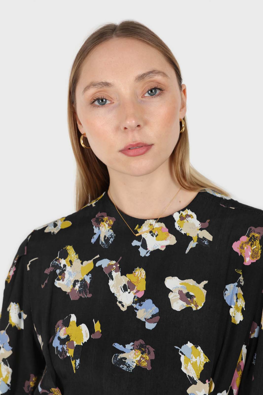 Black floral bias cut long sleeved maxi dress_5