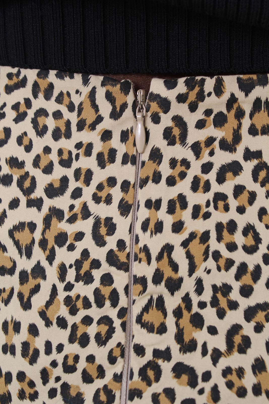 Beige leopard print mini skirt_5