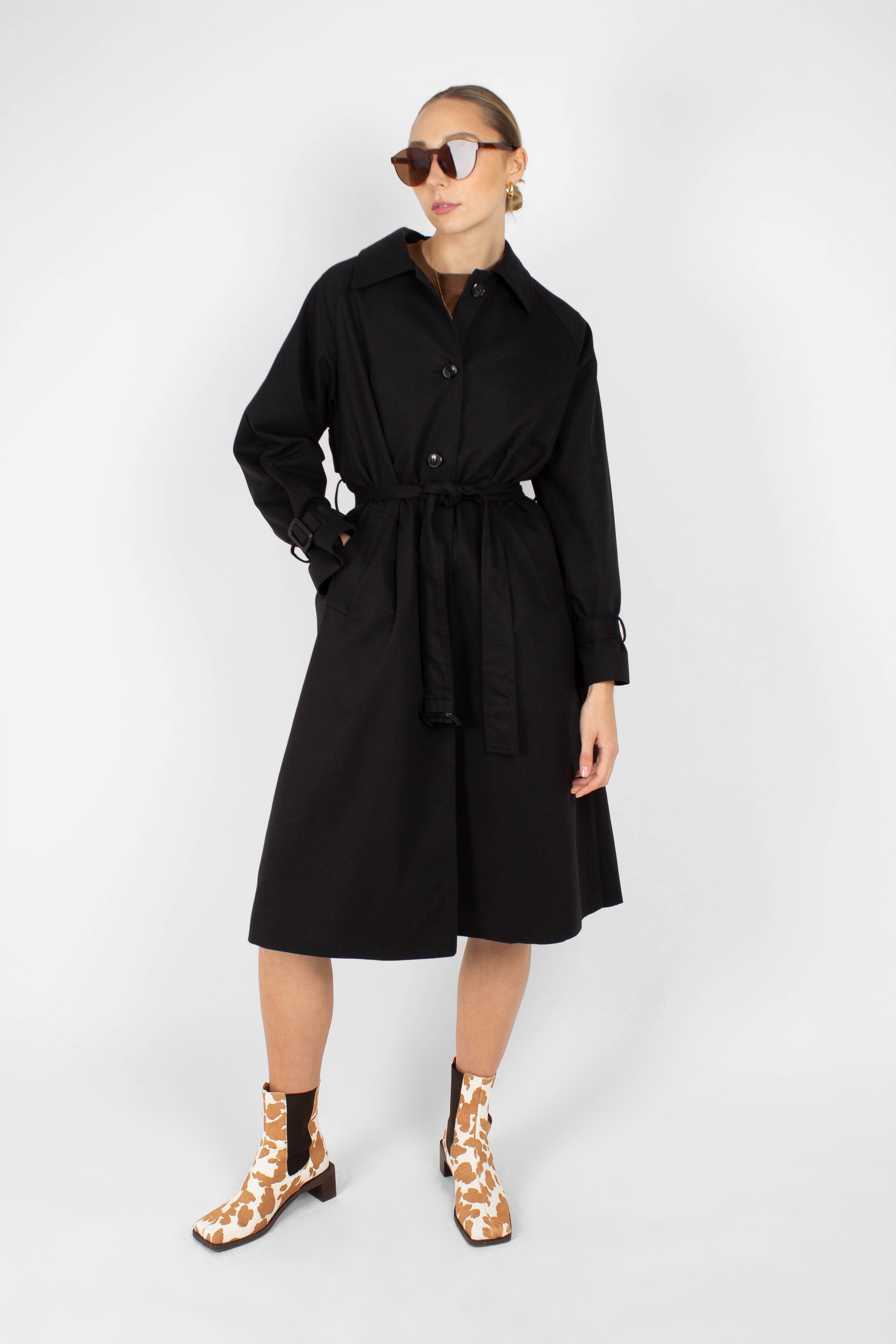 Black single breasted back detail trench coat_1