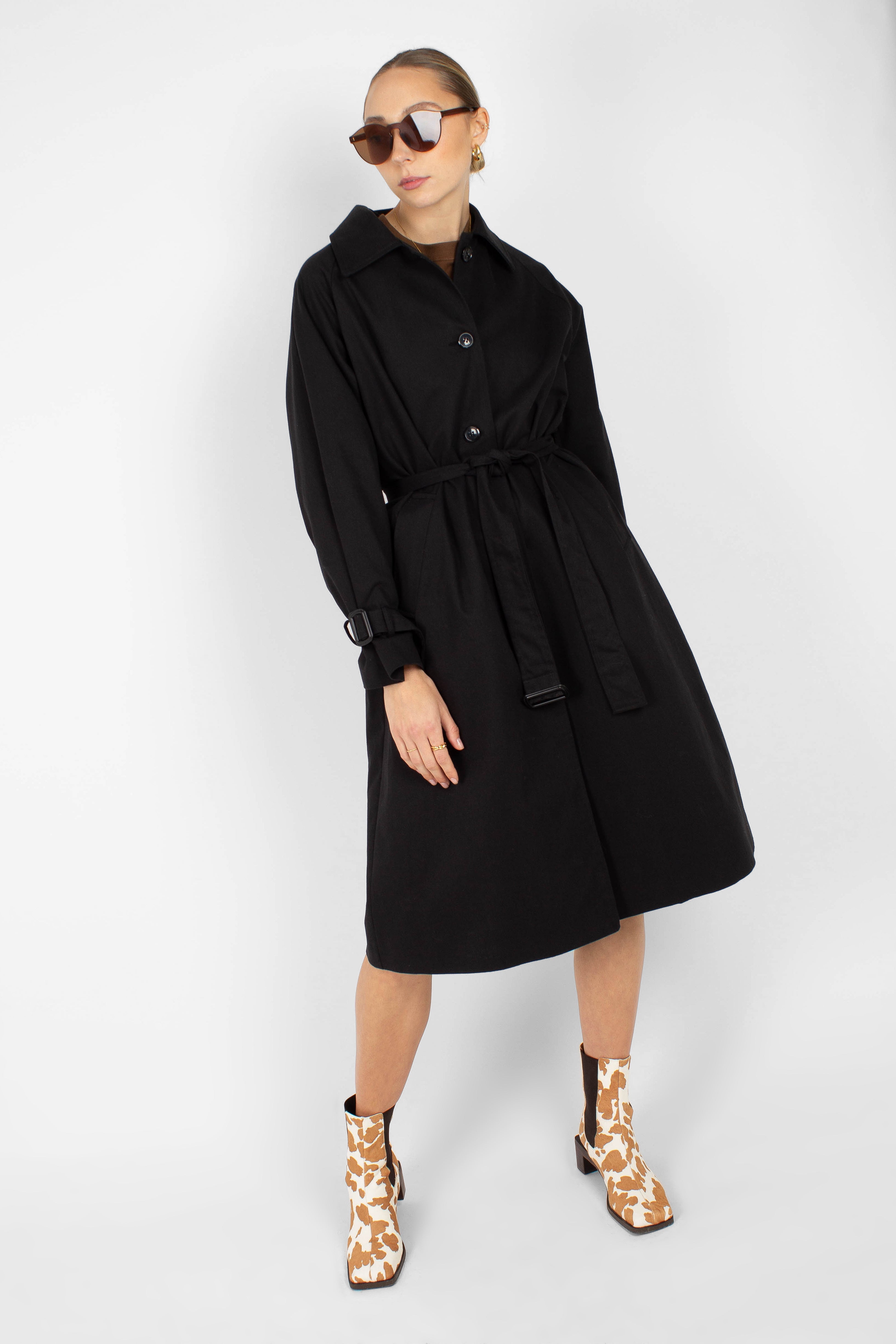 Black single breasted back detail trench coat_3