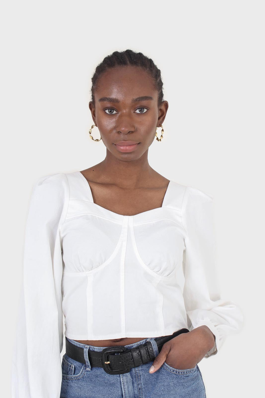 White corset long sleeved cropped top_3