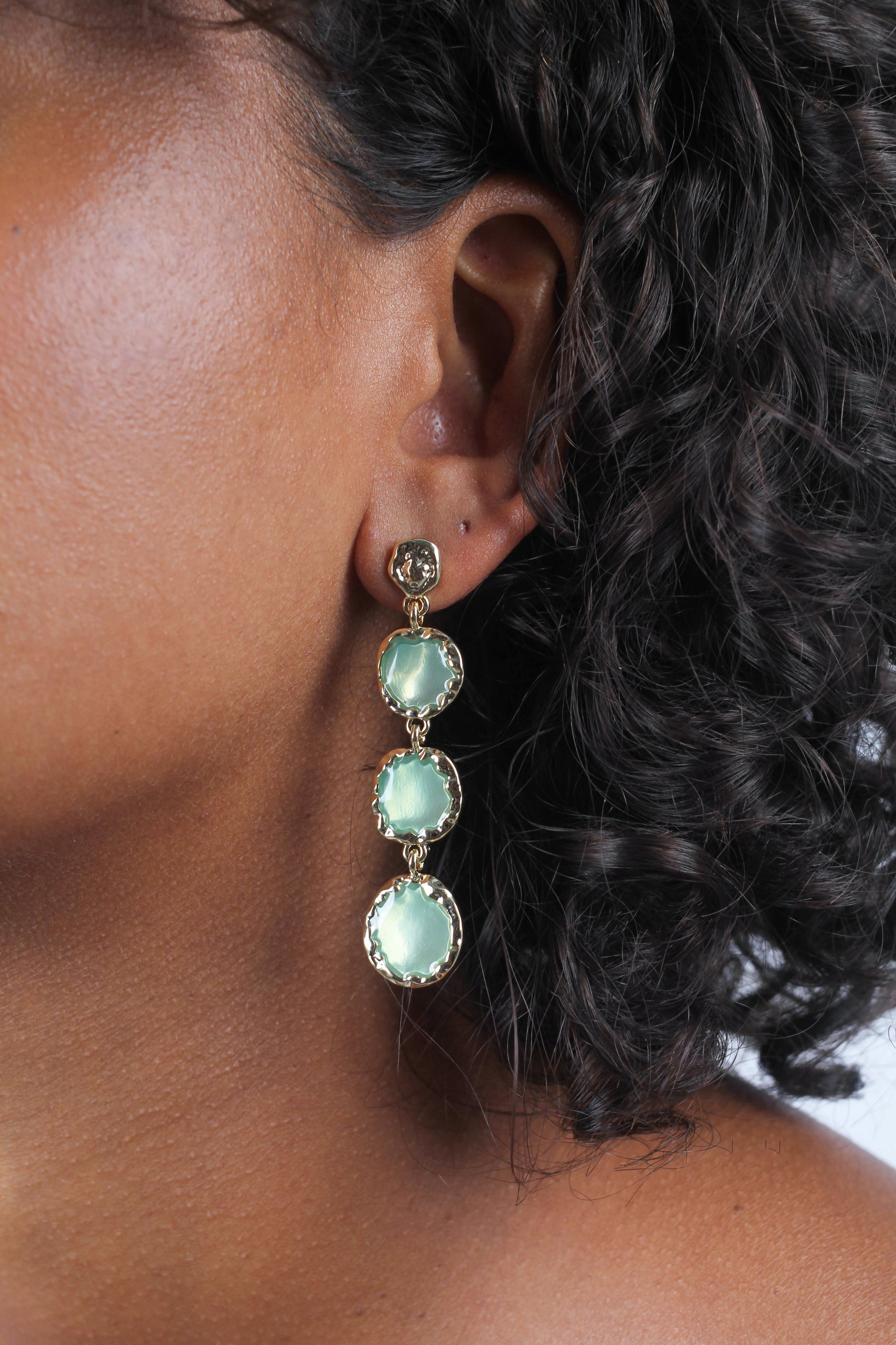 Green falling glass circle gem earrings_2