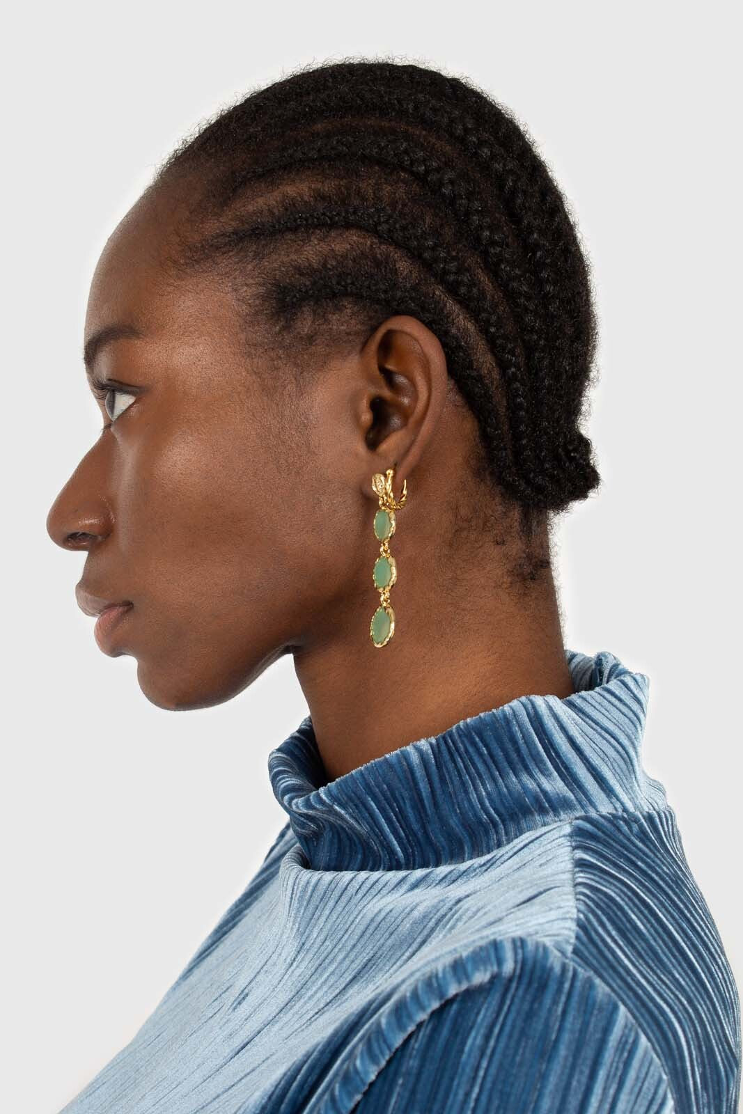 Green falling glass circle gem earrings_5