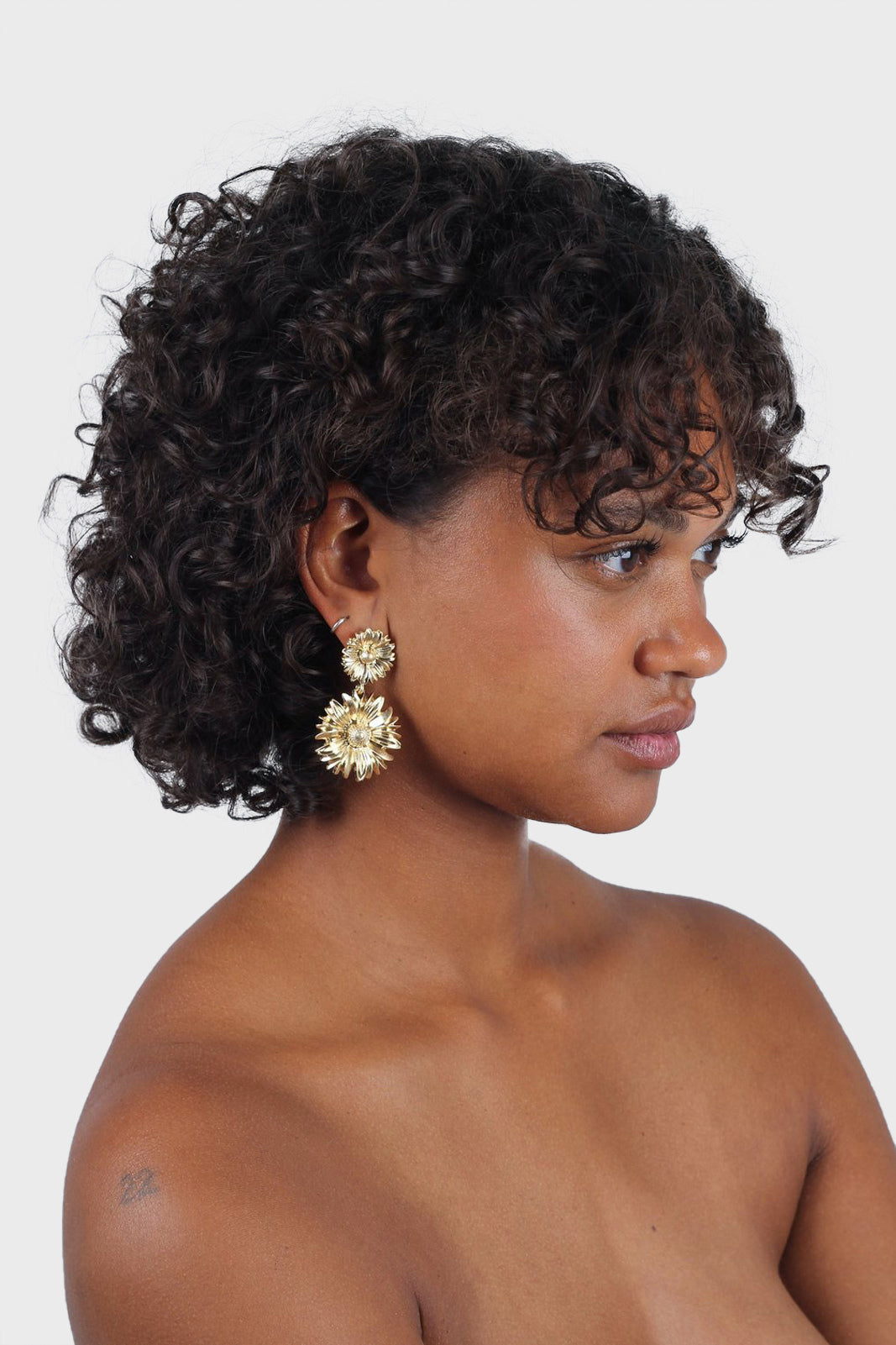 Gold daisy double drop earrings_4