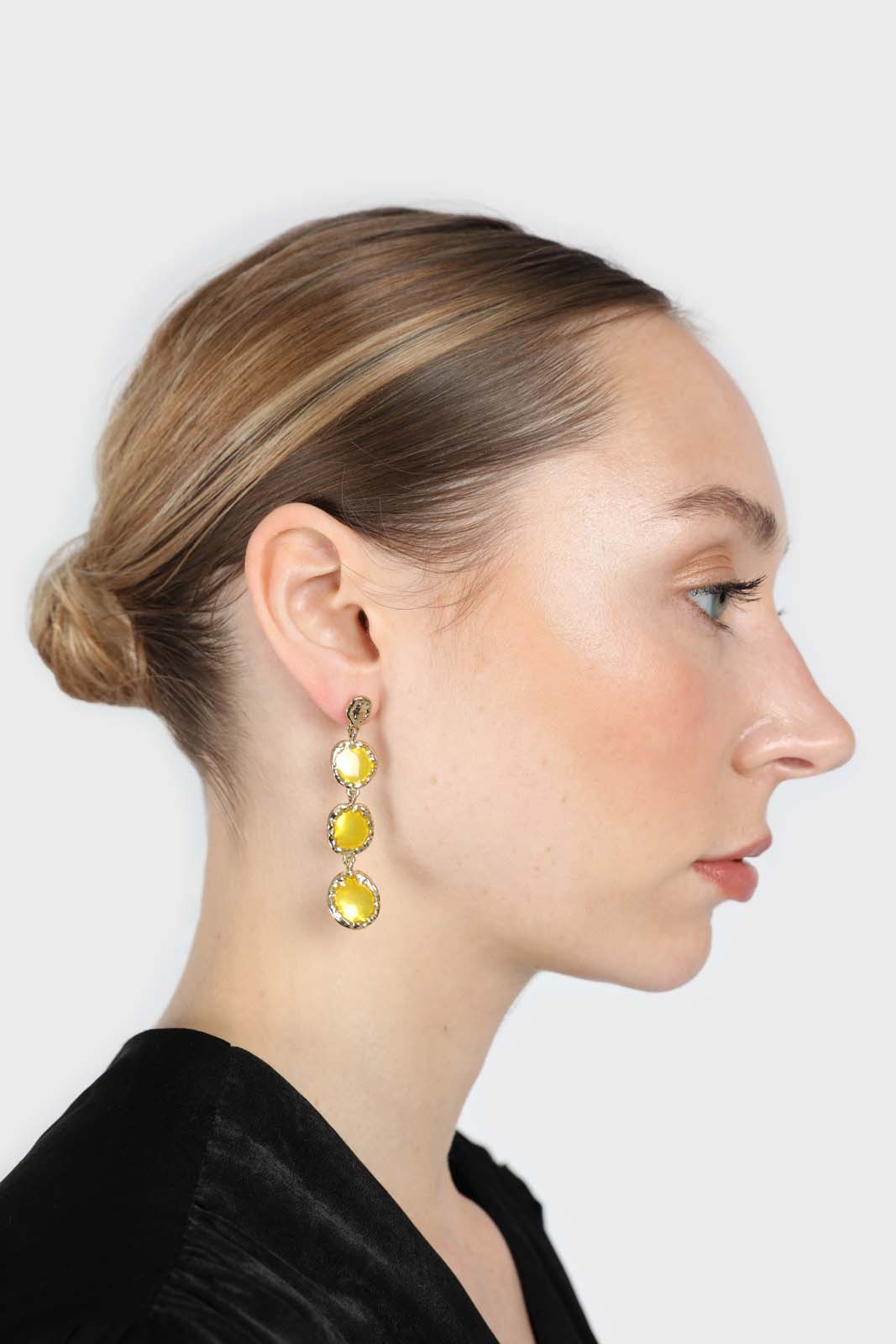 Yellow falling glass circle gem earrings_2