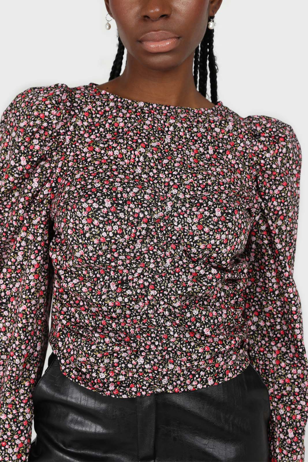 Black floral ruched long sleeved blouse_3