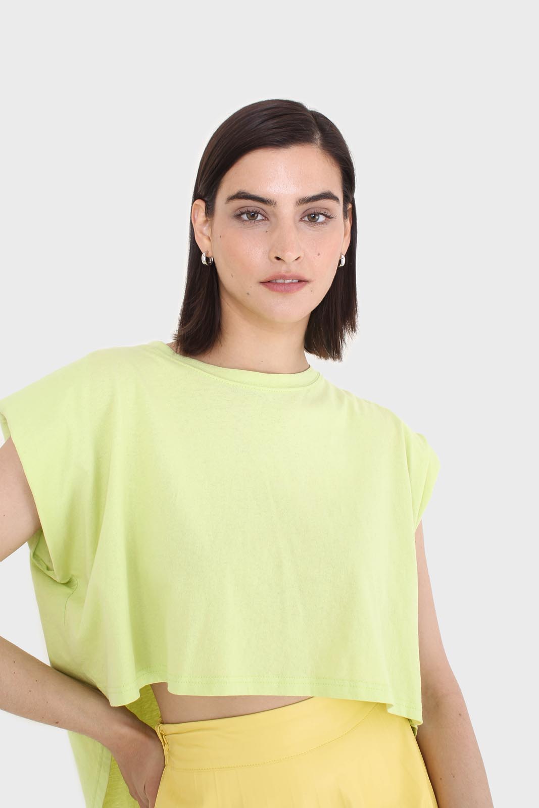 Green high low hem padded muscle tee_1