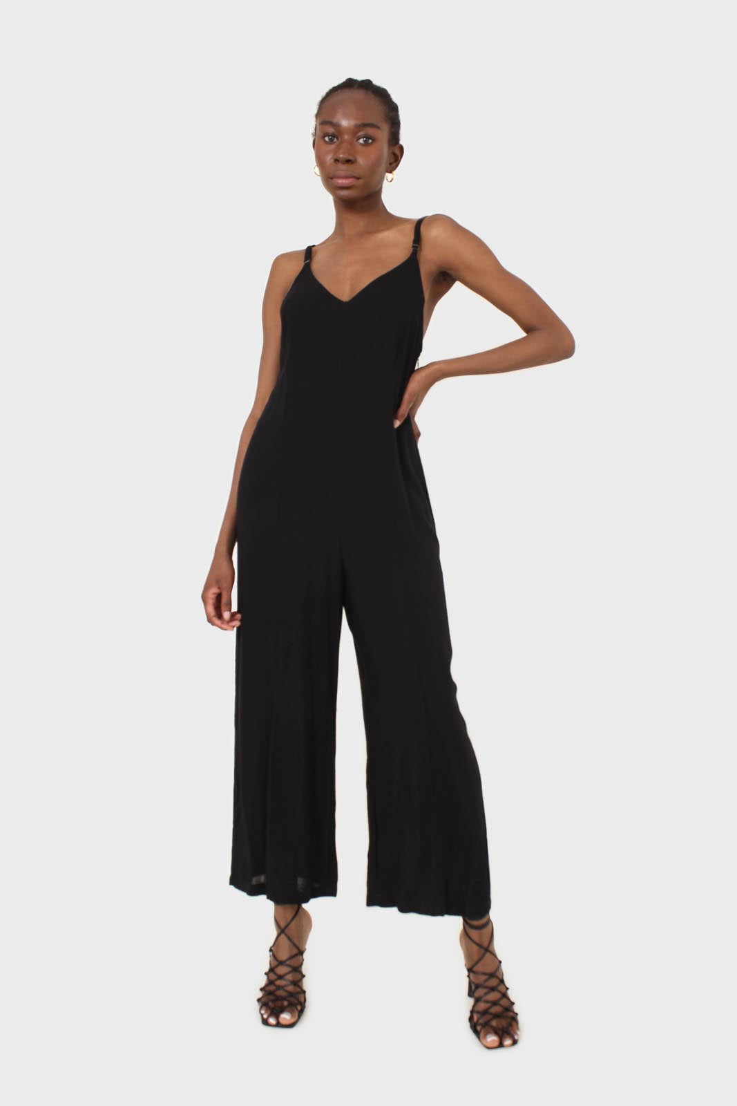 Black deep V spaghetti strap jumpsuit_12