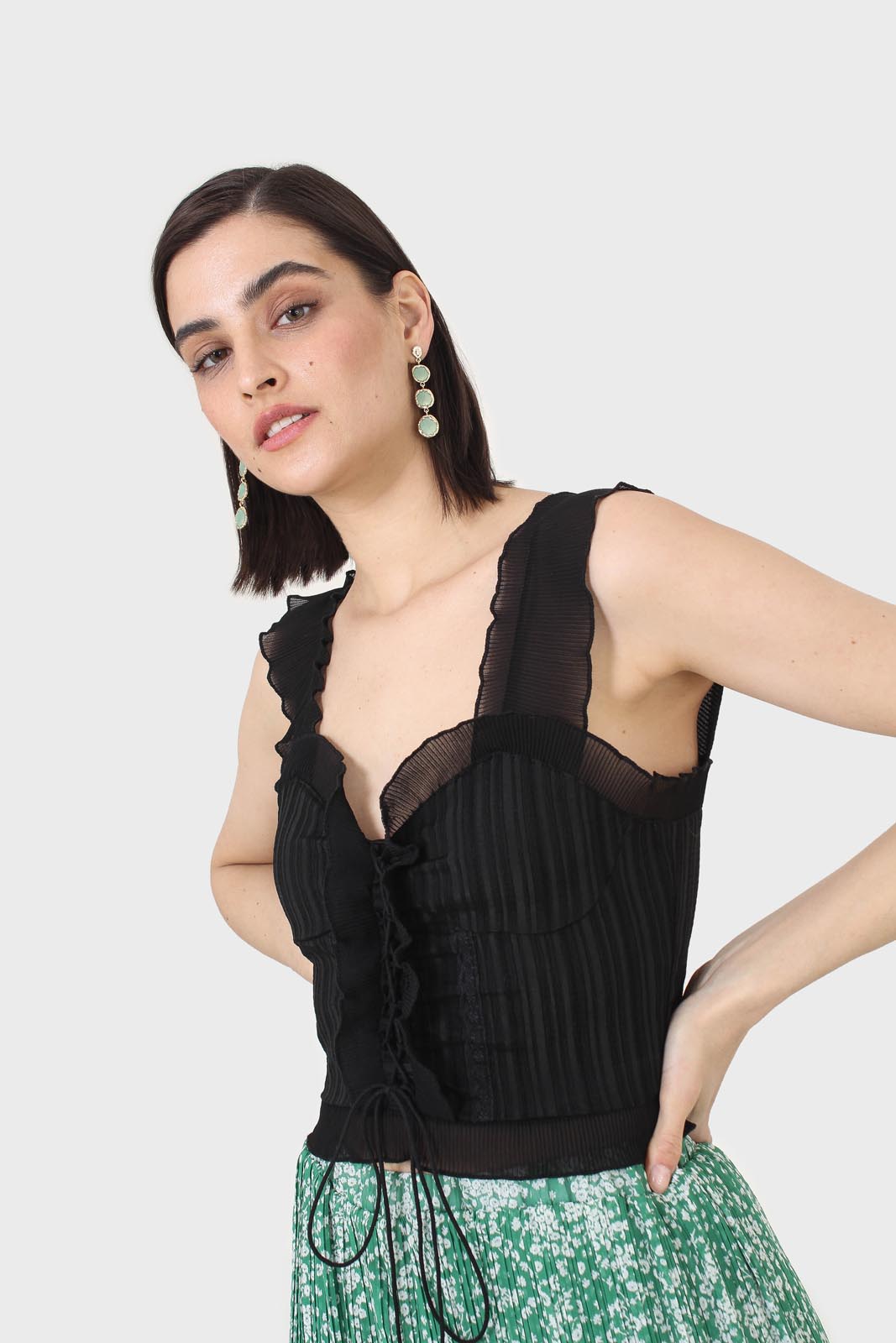 Black chiffon trim lace up front tank top_5