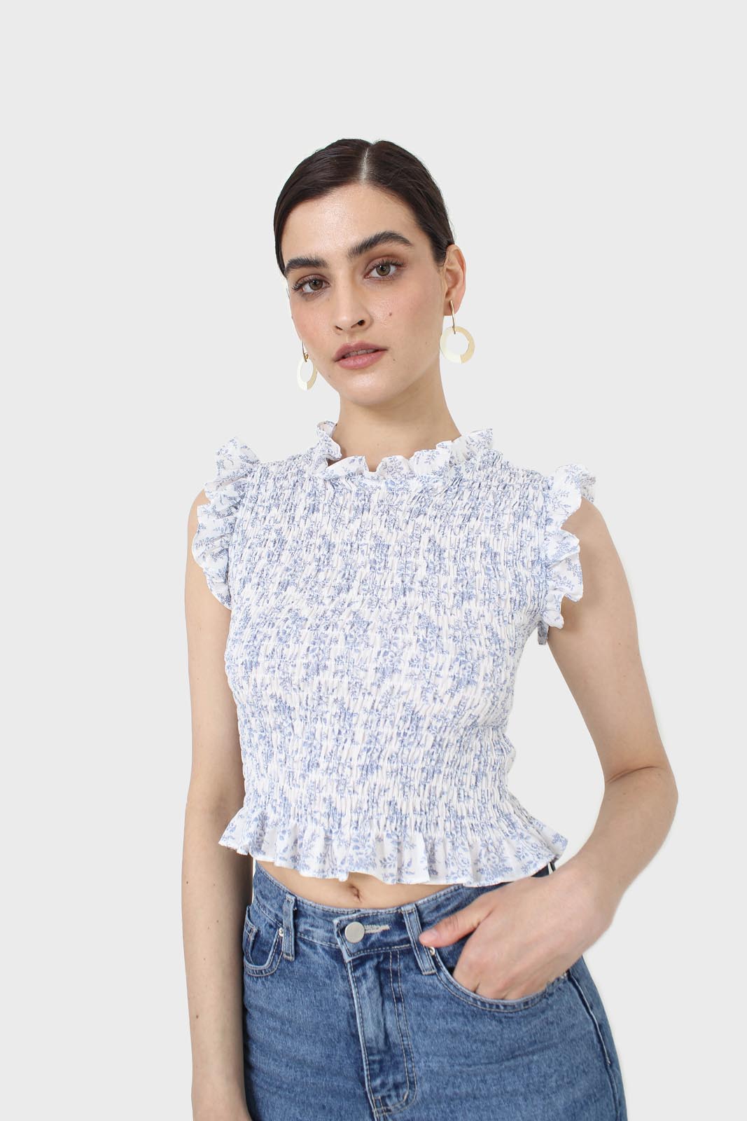 Ivory and blue floral print ruched tank_5