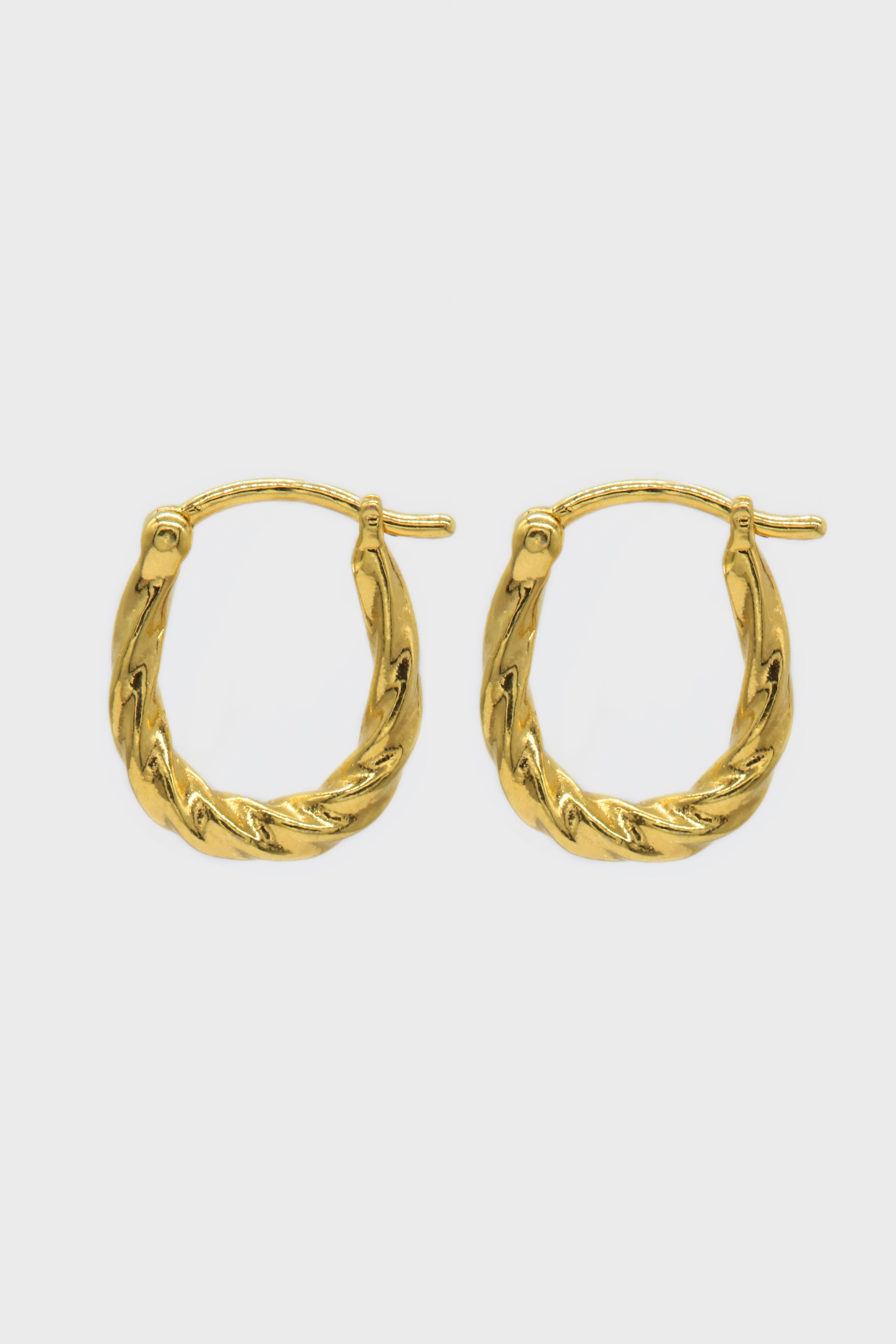 Gold twisted oval huggie earring - 9mm_4