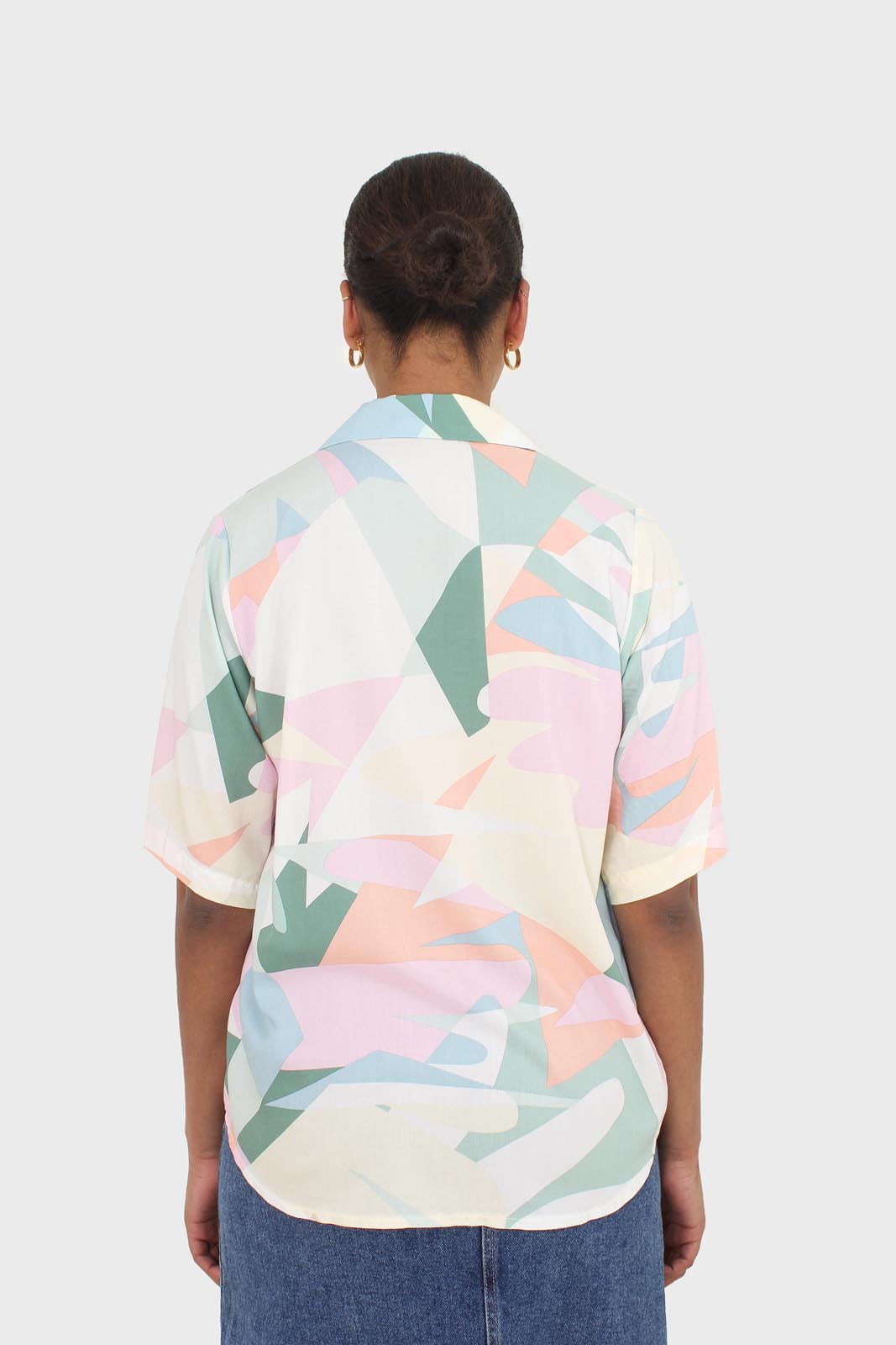 Pink multicolor graphic print short sleeved shirt_2
